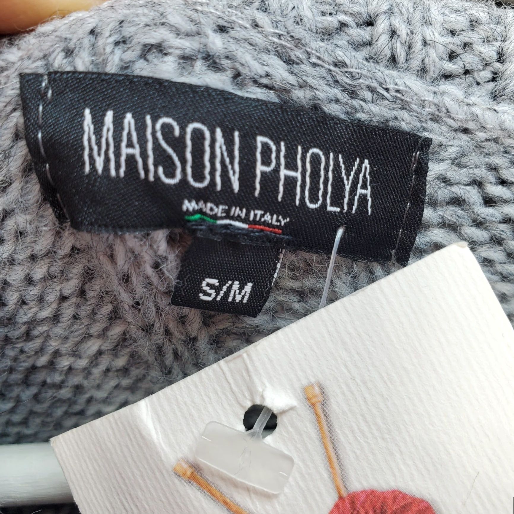 Vintage VINTAGE Maison Pholya Sweater Vest Women S/M Gray Acrylic Cable Knit Turtleneck Pullover Size S / US 4 / IT 40 - 5 Thumbnail