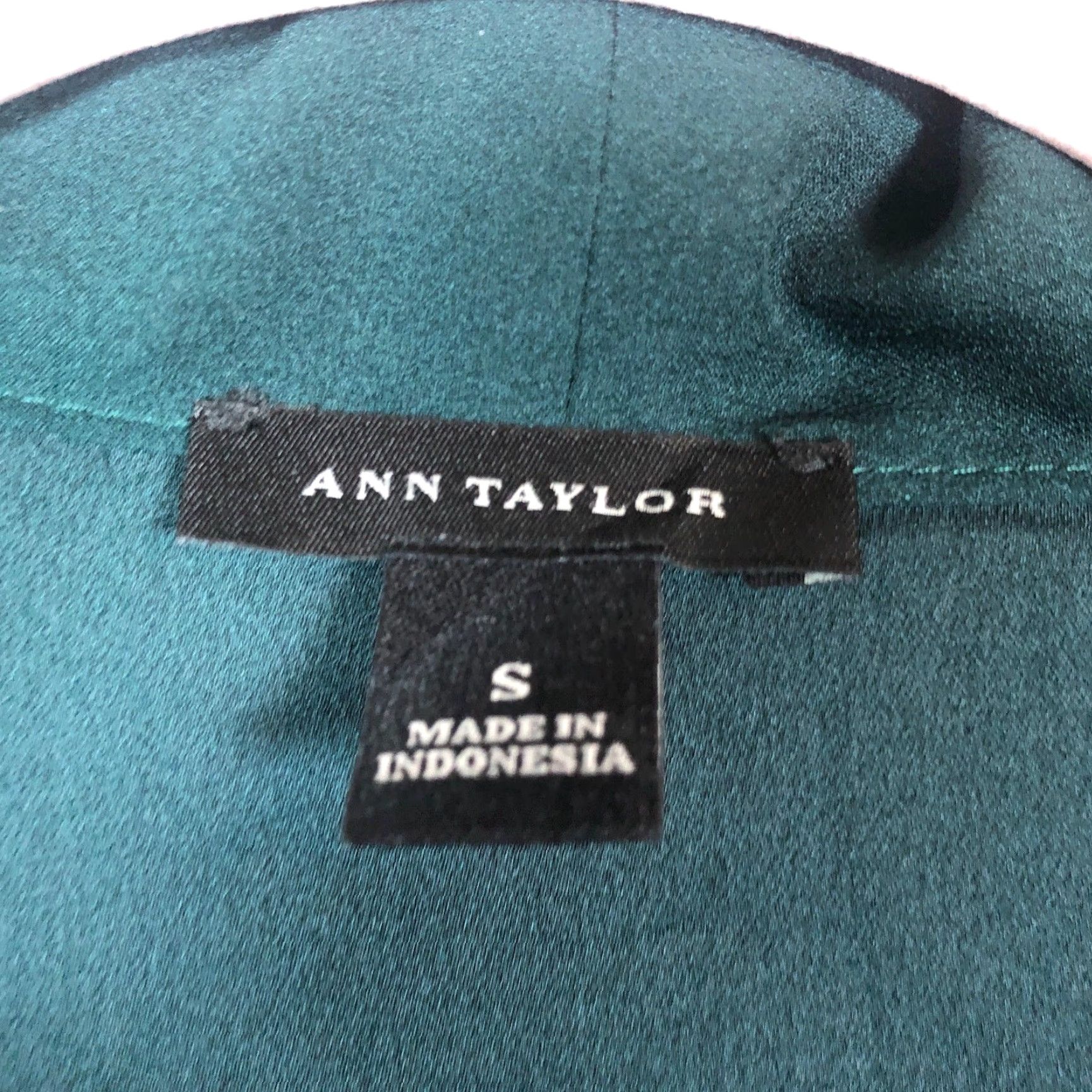 Express Express Blouse Green V-Neck Sleeveless Small Womens Shirt Size S / US 4 / IT 40 - 4 Thumbnail
