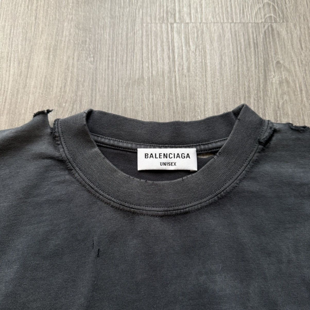 Balenciaga Balenciaga Maison Distressed T-shirt *XS Size US XS / EU 42 / 0 - 4 Thumbnail