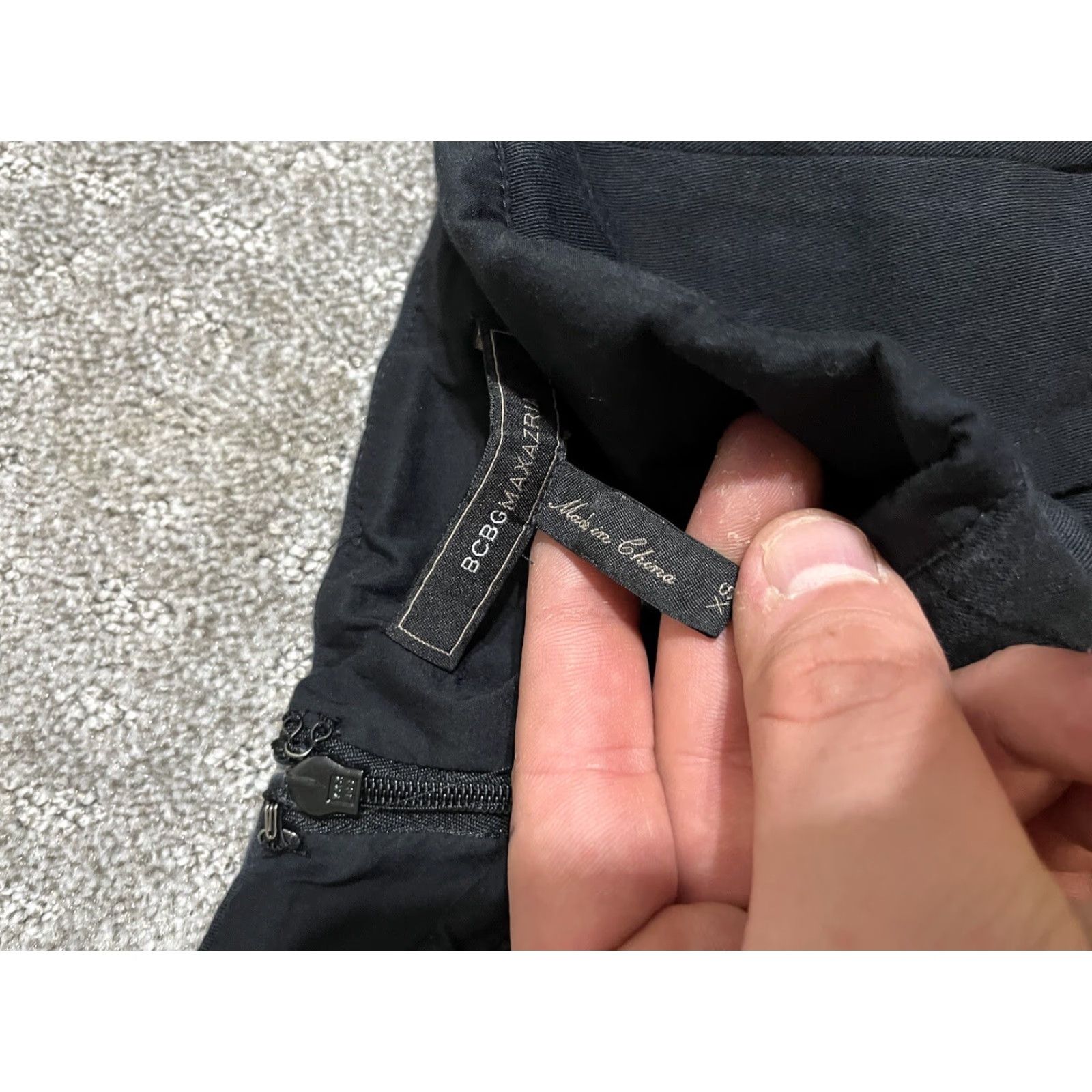 Bcbgmaxazria VINTAGE BCBGMAXAZRIA Pants Skinny Zip Back Black XS Women Pants Size 26" / US 2 / IT 38 - 6 Thumbnail