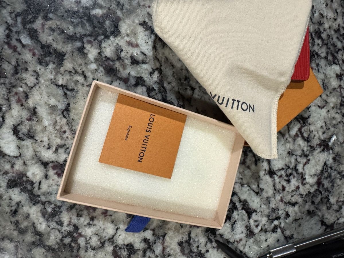 Louis Vuitton × Supreme Louis Vuitton x Supreme Bifold Wallet Size ONE SIZE - 6 Thumbnail