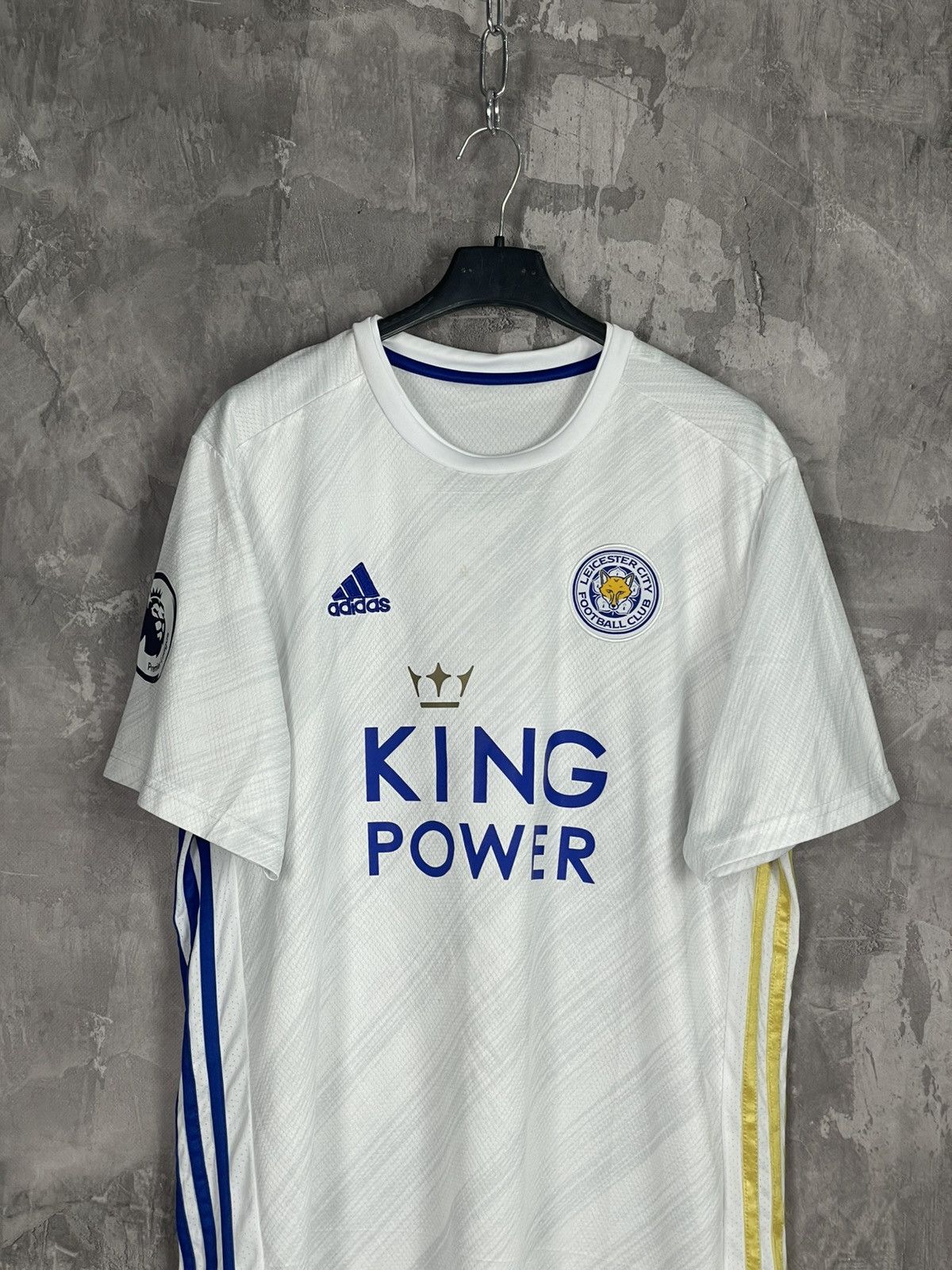 Adidas Adidas Leicester city 2019 Big Logo jersey Size US M / EU 48-50 / 2 - 2 Thumbnail