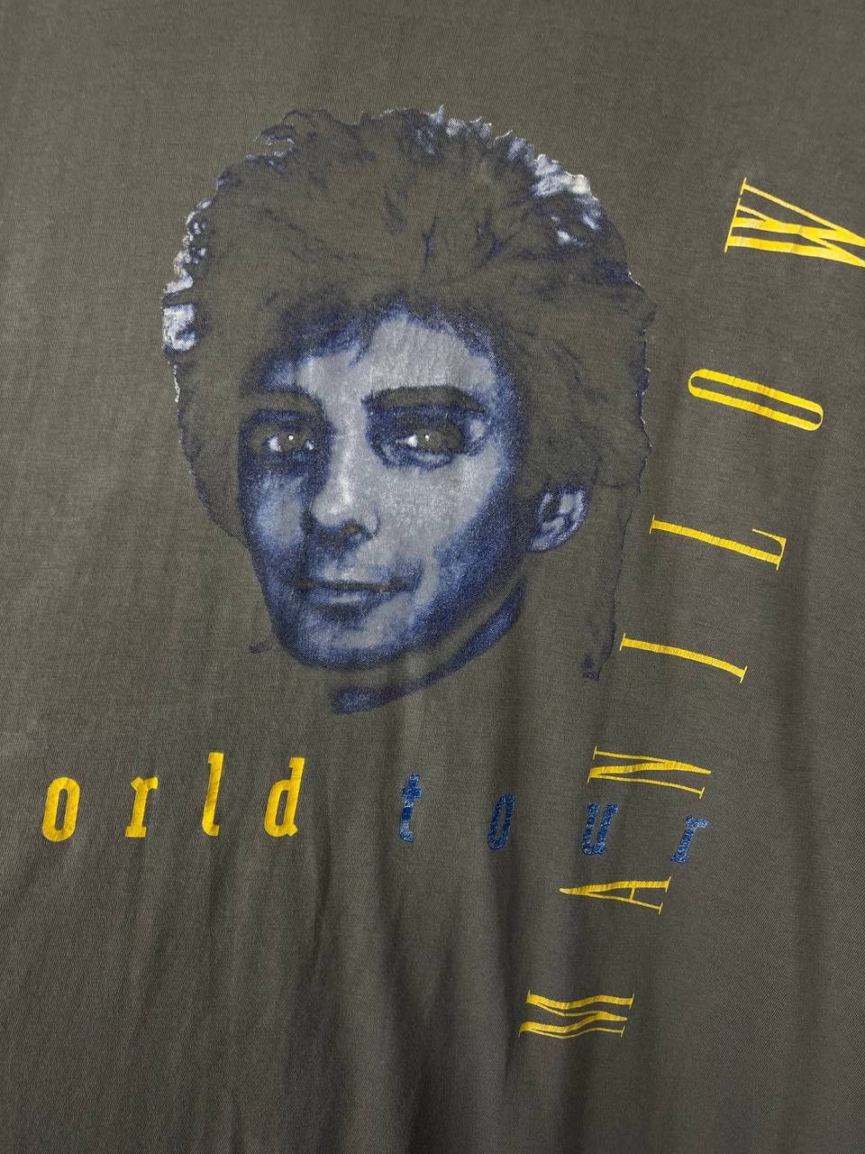 Vintage Manilow World Tour 90s vintage t-shirts size XL Size US XL / EU 56 / 4 - 3 Thumbnail