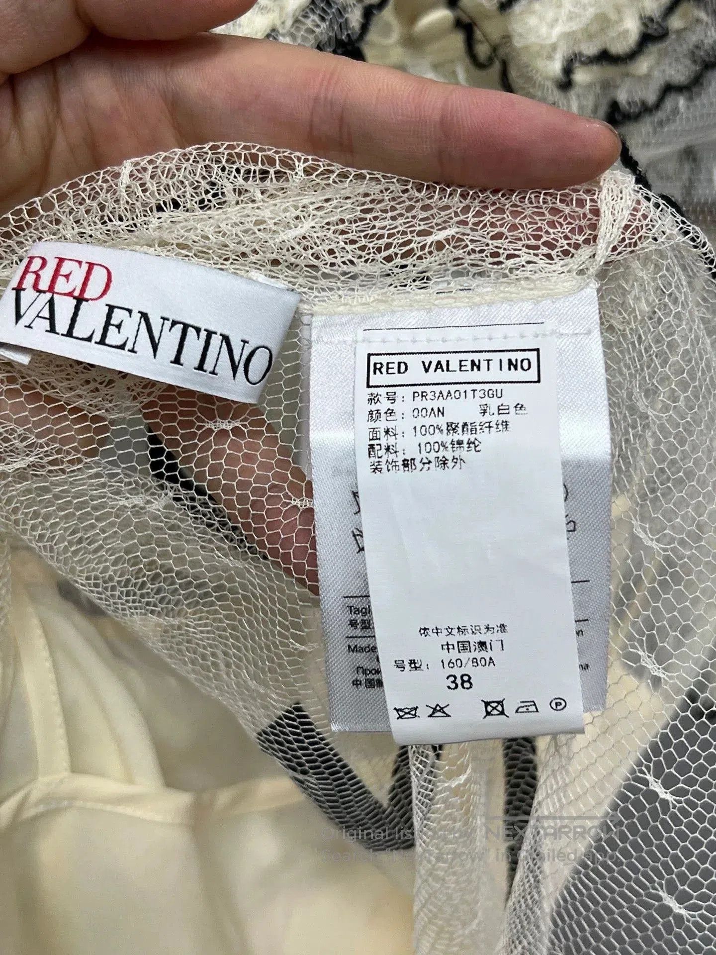 RED Valentino red valentino lace embroidered short sleeve shirt. Size S / US 4 / IT 40 - 4 Thumbnail