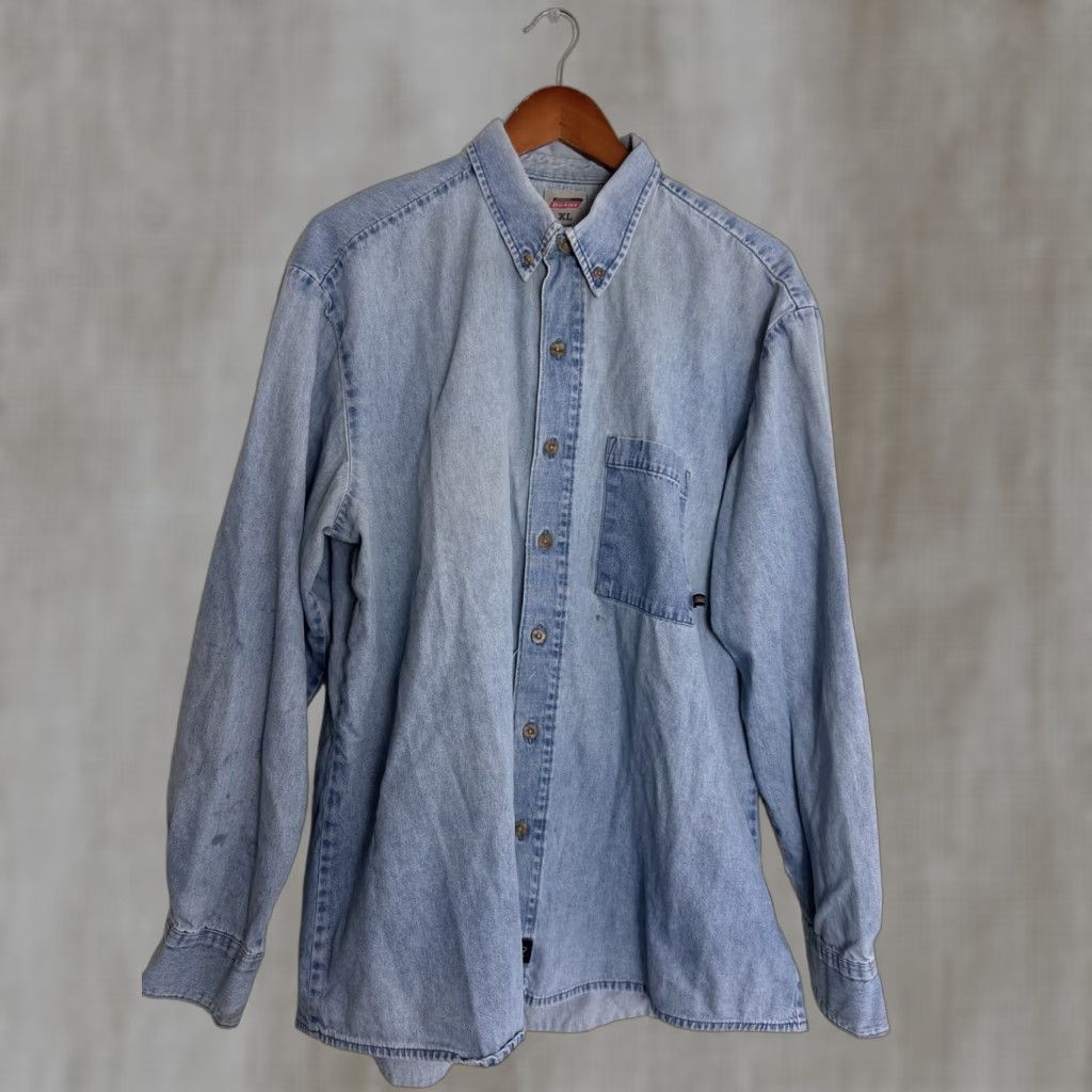 Dickies Dickies Mens XL Long Sleeve Denim Shirt Light Wash Button-Down Distressed Denim Blue Shirt Mens XL Long Sleeve Button-Up Size US XL / EU 56 / 4 - 1 Thumbnail