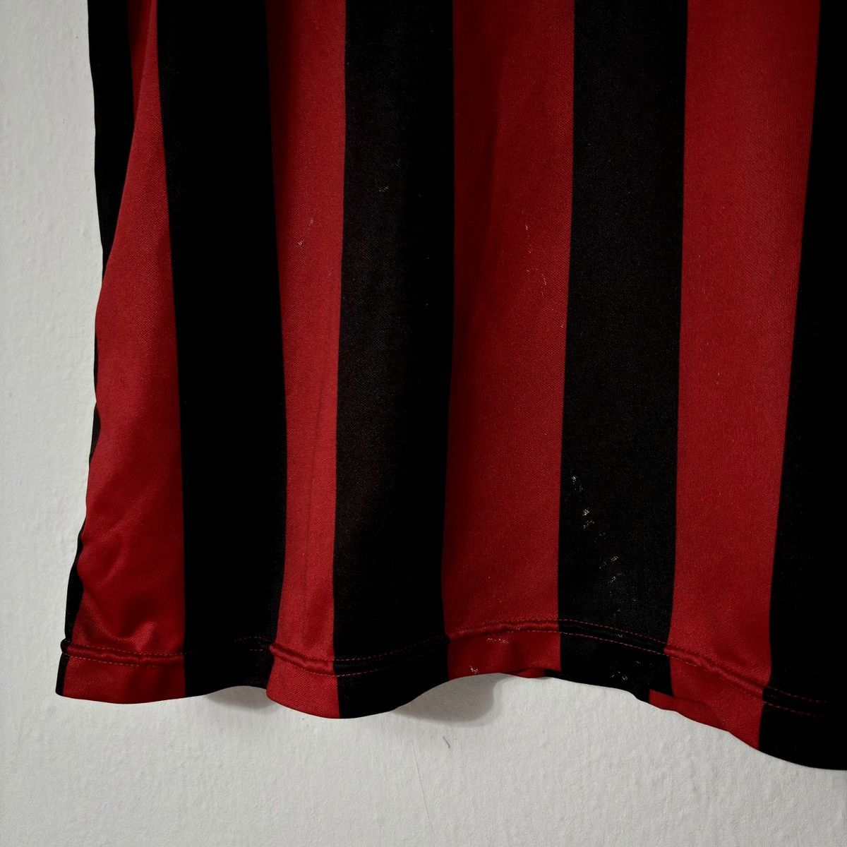Vintage 1988 1990 Milan Retro Official Home Kit Soccer Jersey Shirt Size US L / EU 52-54 / 3 - 4 Thumbnail