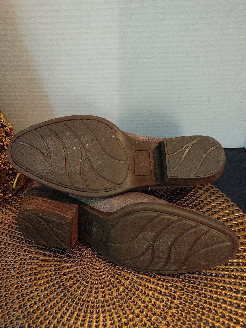 Born Born Kerri Suede Ankle Booties Size 8M Size US 8 / IT 38 - 5 Thumbnail