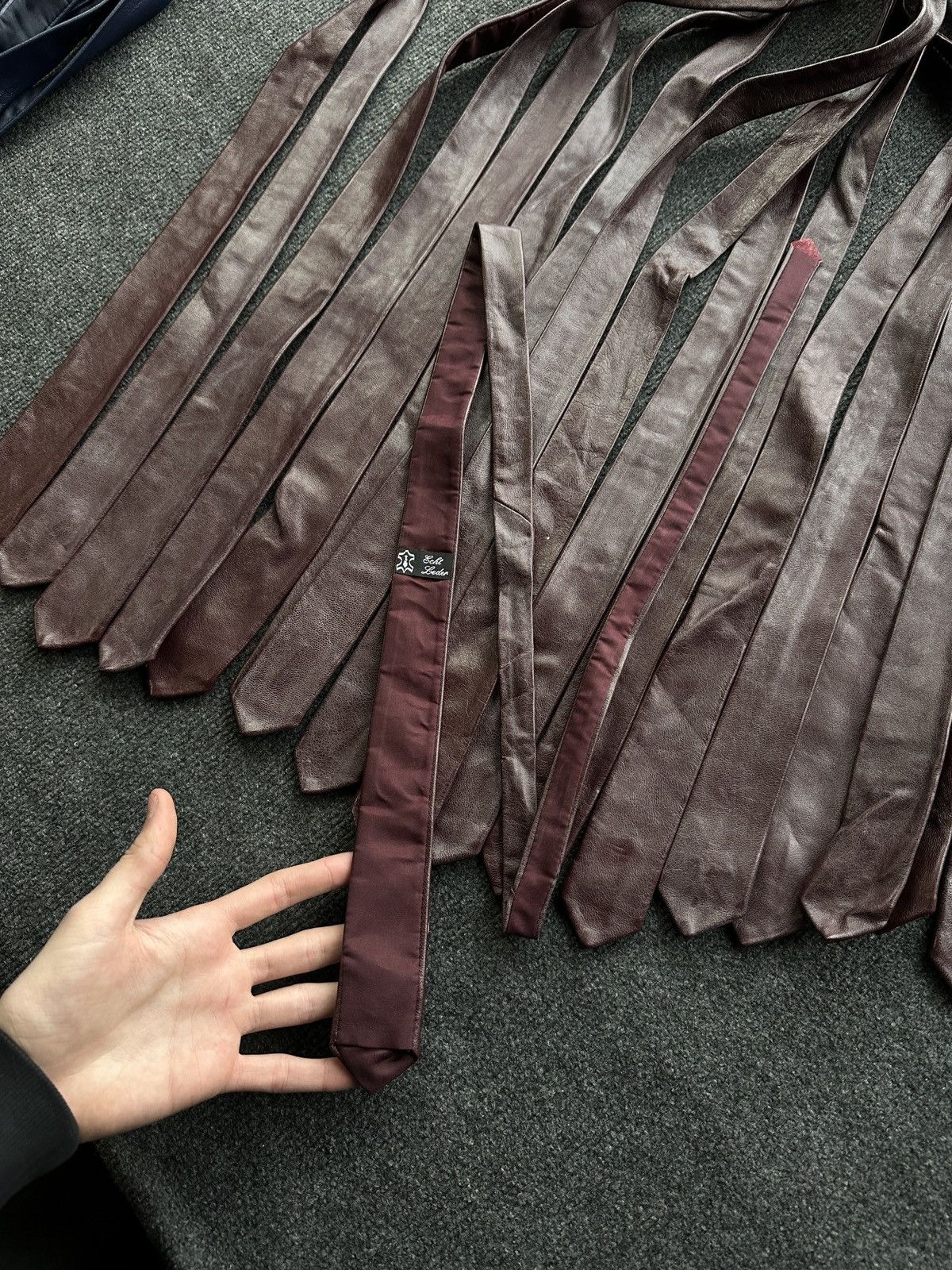 Other 🚨 LEATHER BURGUNDY ITALY TIE LUXURY VNTG RARE OLD MONEY Size ONE SIZE - 14 Thumbnail