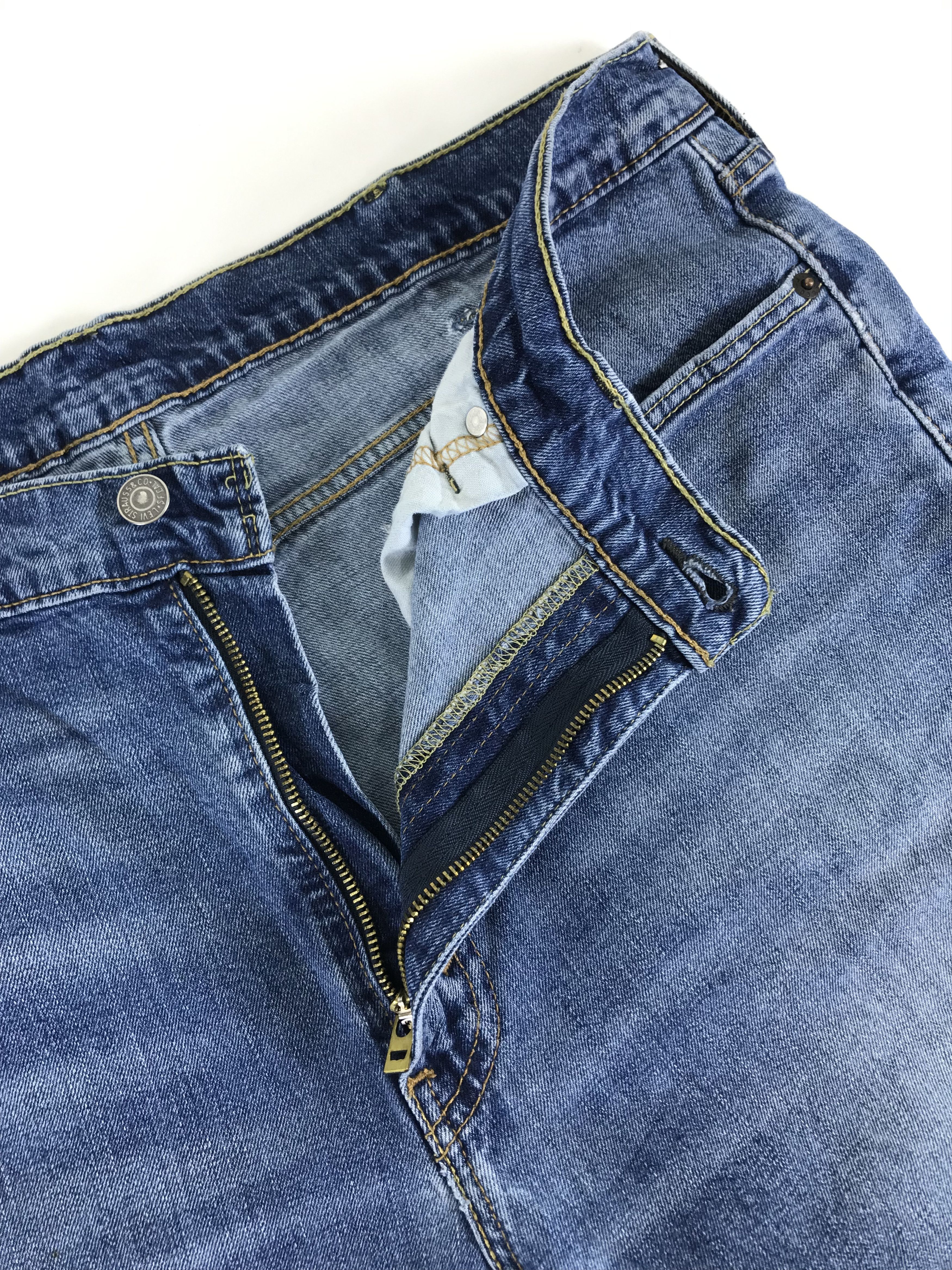Levi's Vintage Levi's 514 Straight Fit Cut Jeans Faded Blue Denim Size US 38 / EU 54 - 9 Thumbnail