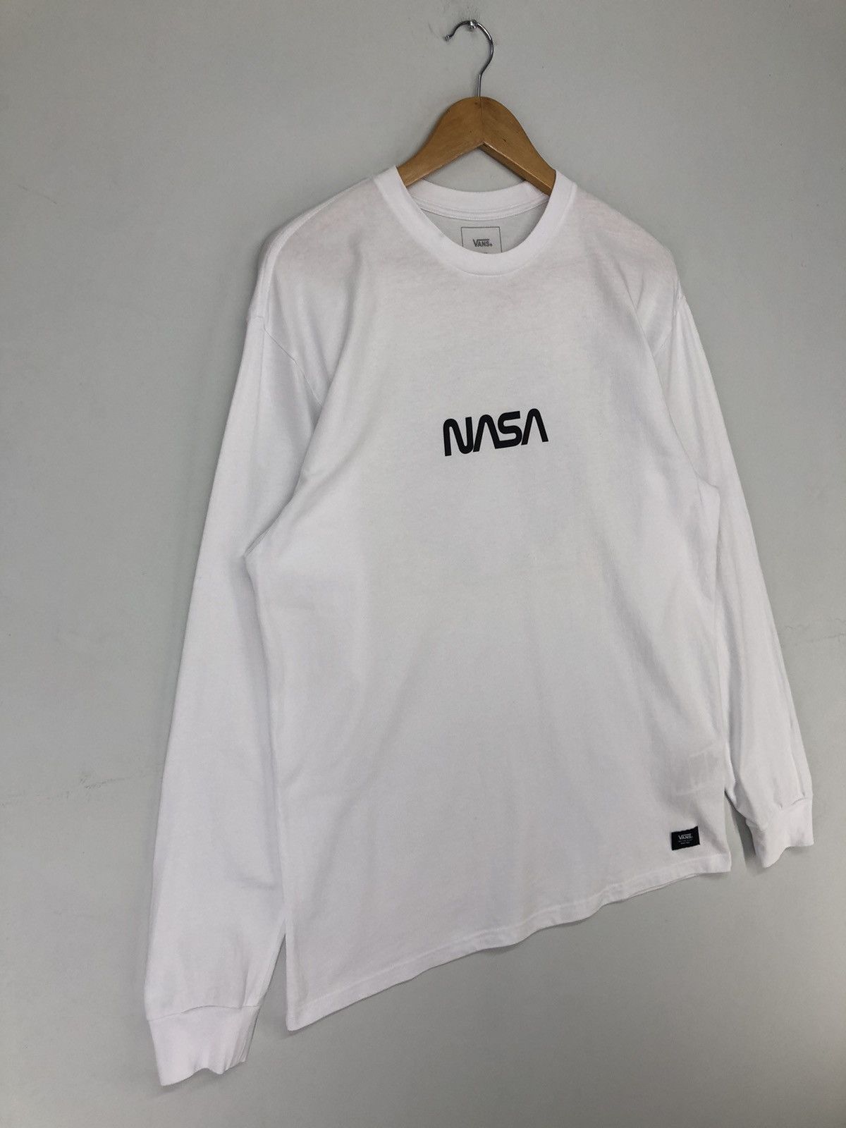 Vans Vans x Nasa Back Print Long Sleeve Tshirt Size US L / EU 52-54 / 3 - 3 Thumbnail