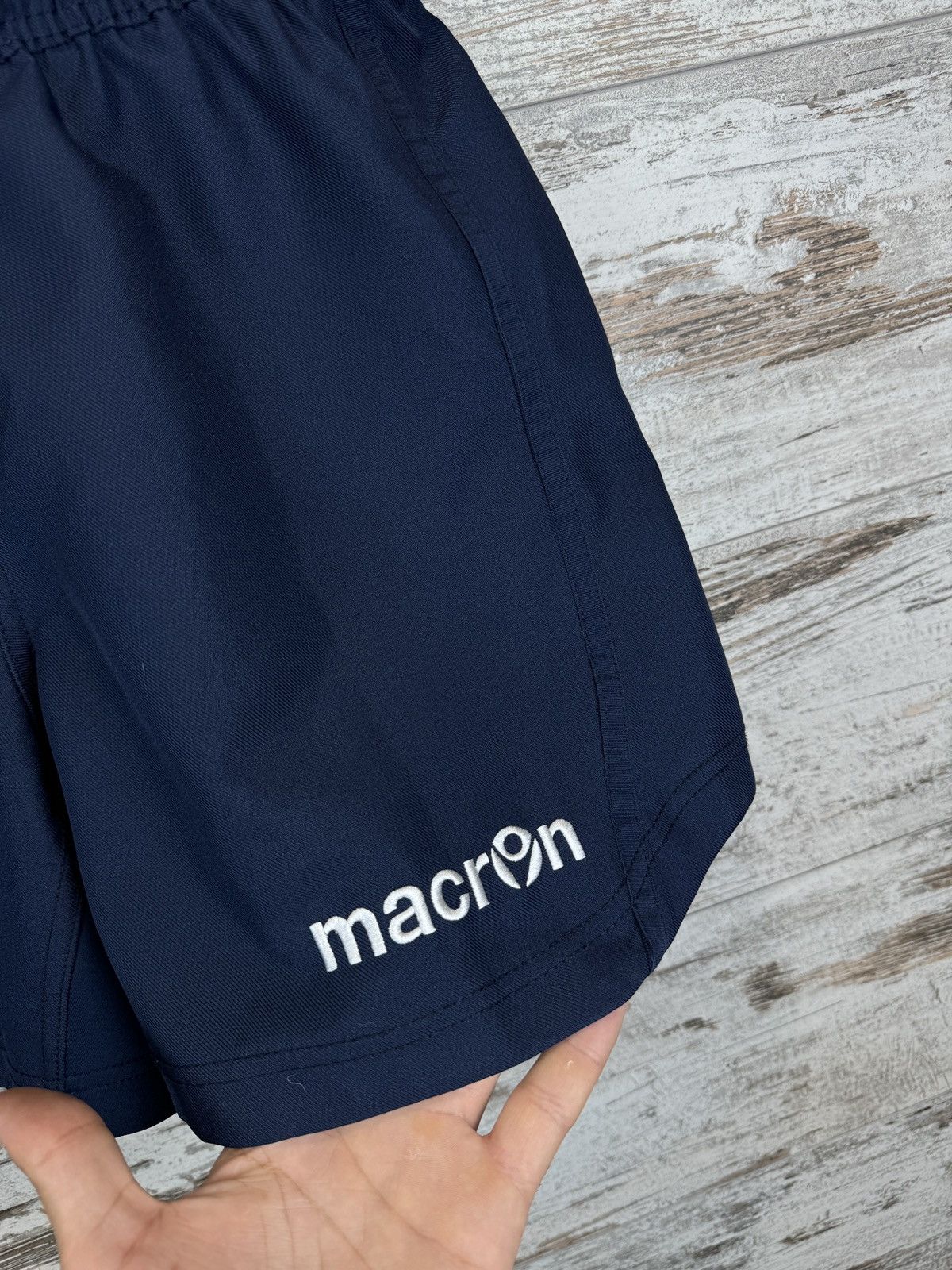 Macron × Vintage Mens Vintage Macron Cardiff Blues Rugby shorts rare Size US 36 / EU 52 - 4 Thumbnail