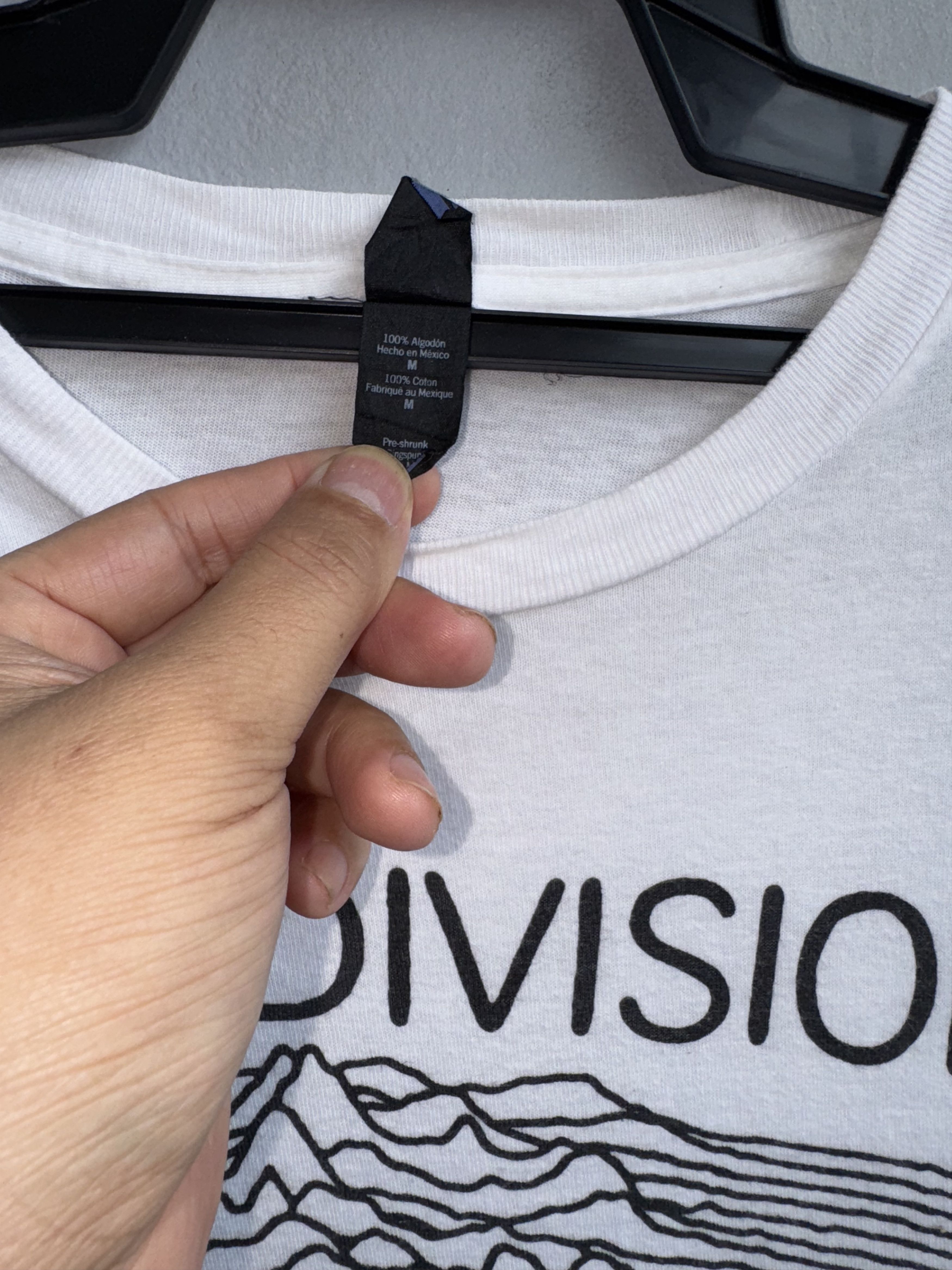 Band Tees Joy Division Band T-Shirt Size US M / EU 48-50 / 2 - 3 Thumbnail