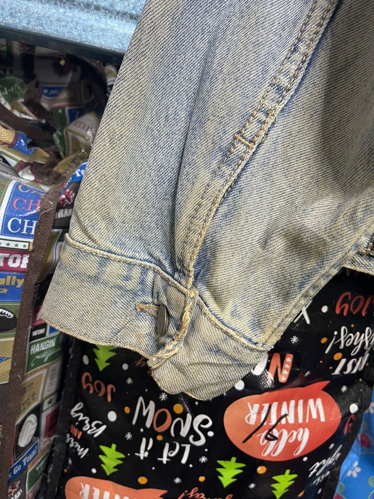 Vintage Vintage GL Heart Denim Jacket Orange Tab Distressed Look Size US S / EU 44-46 / 1 - 15 Thumbnail