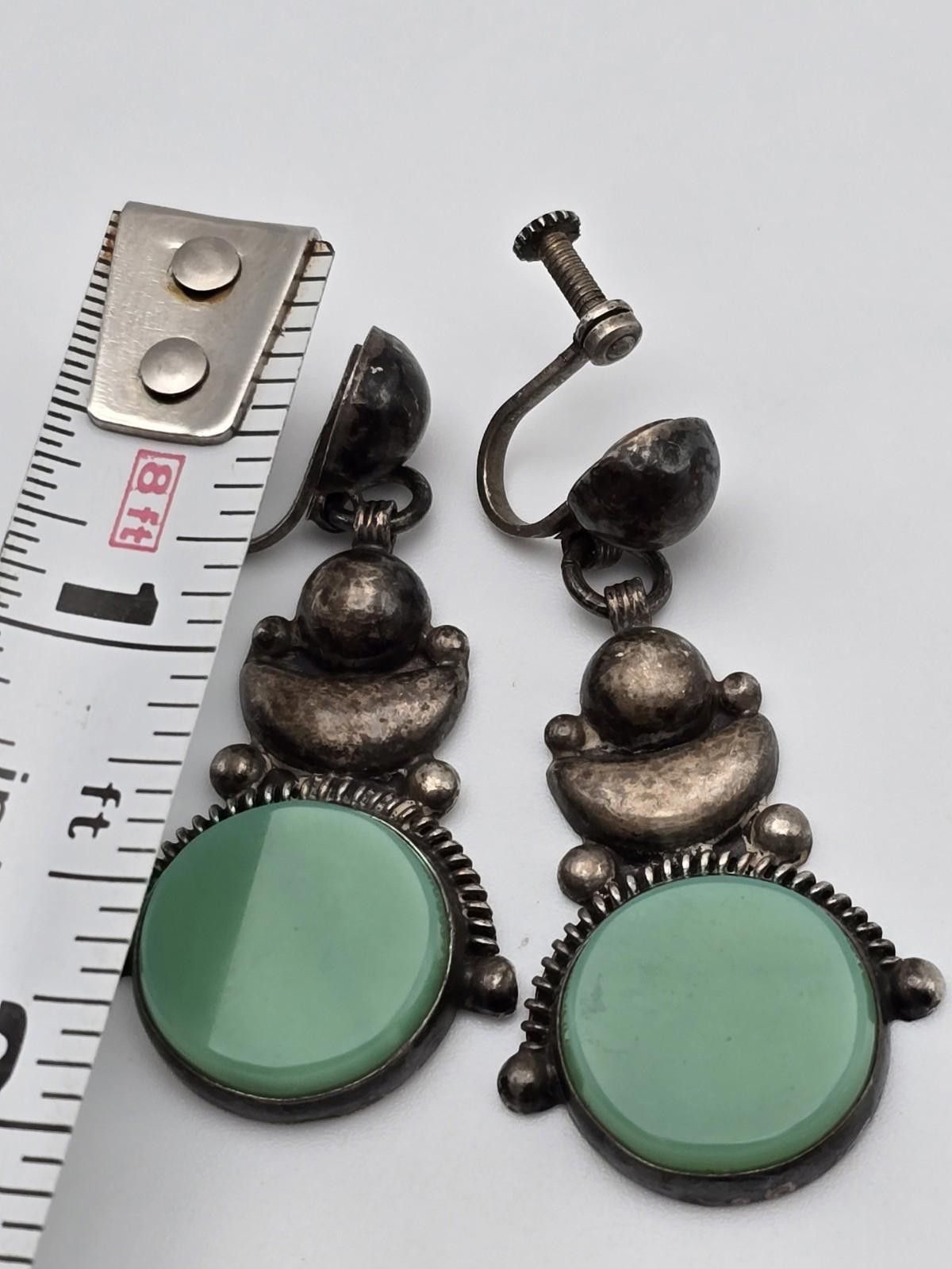Sterling Silver Vtg Mexican Sterling Screw-Back Earrings – Green Chrysoprase Size ONE SIZE - 4 Thumbnail