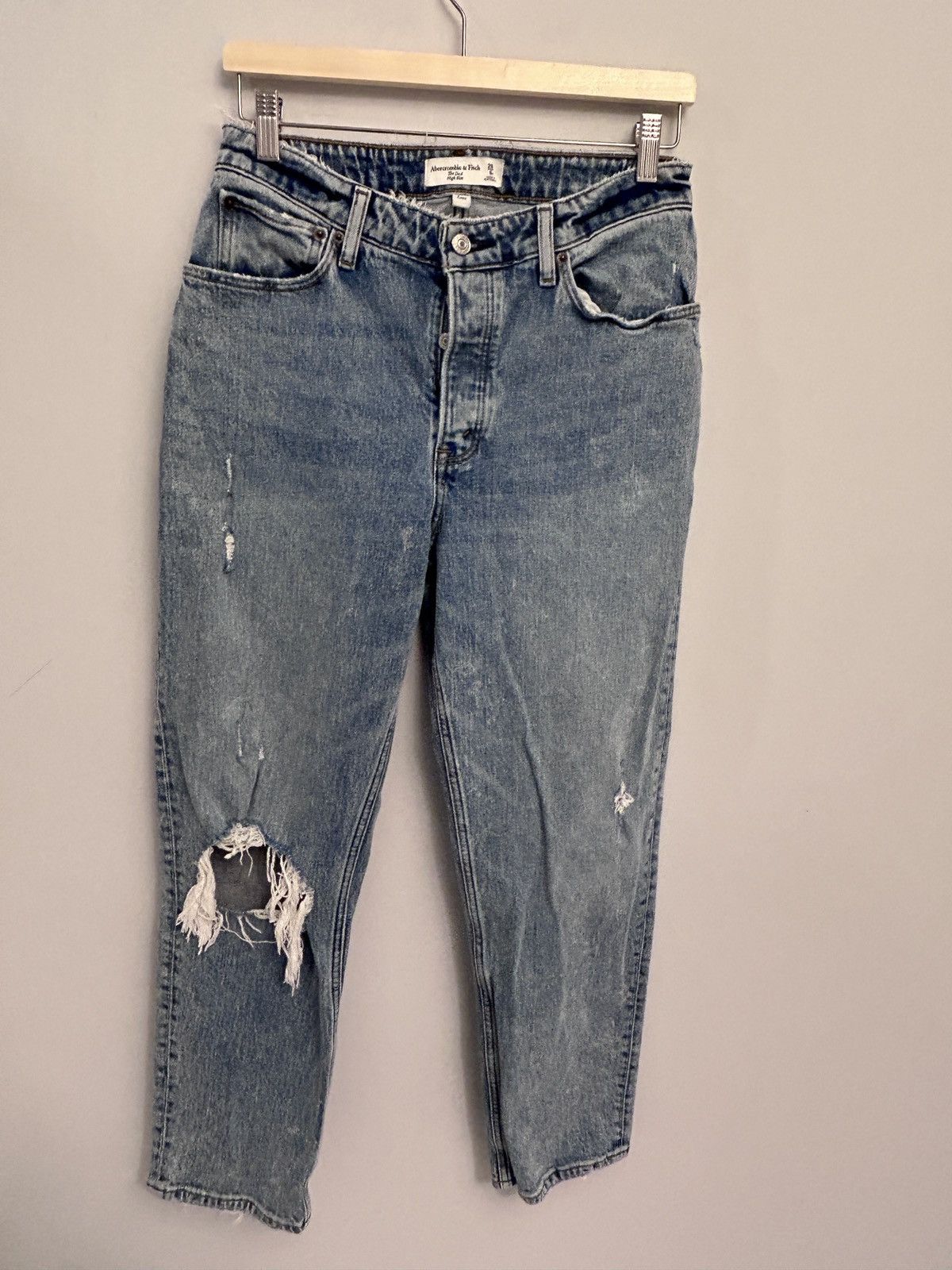 Abercrombie & Fitch Abercrombie & Fitch Light Blue The Dad High Rise Jeans 28 Size 28" / US 6 / IT 42 - 3 Thumbnail
