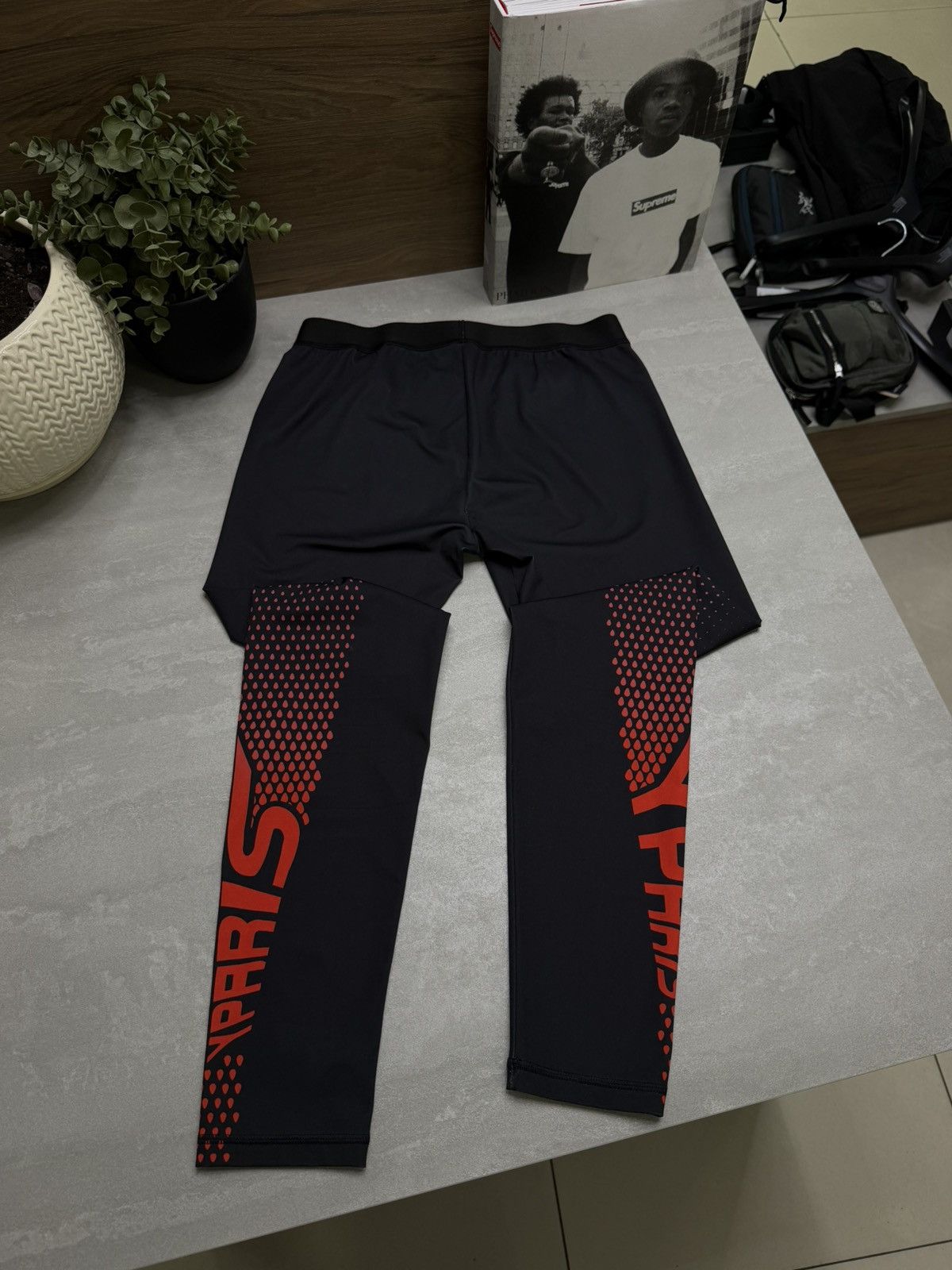 Givenchy Givenchy Black Paris Sport Leggings size 40(s-m) Size 27" / US 4 / IT 40 - 7 Thumbnail