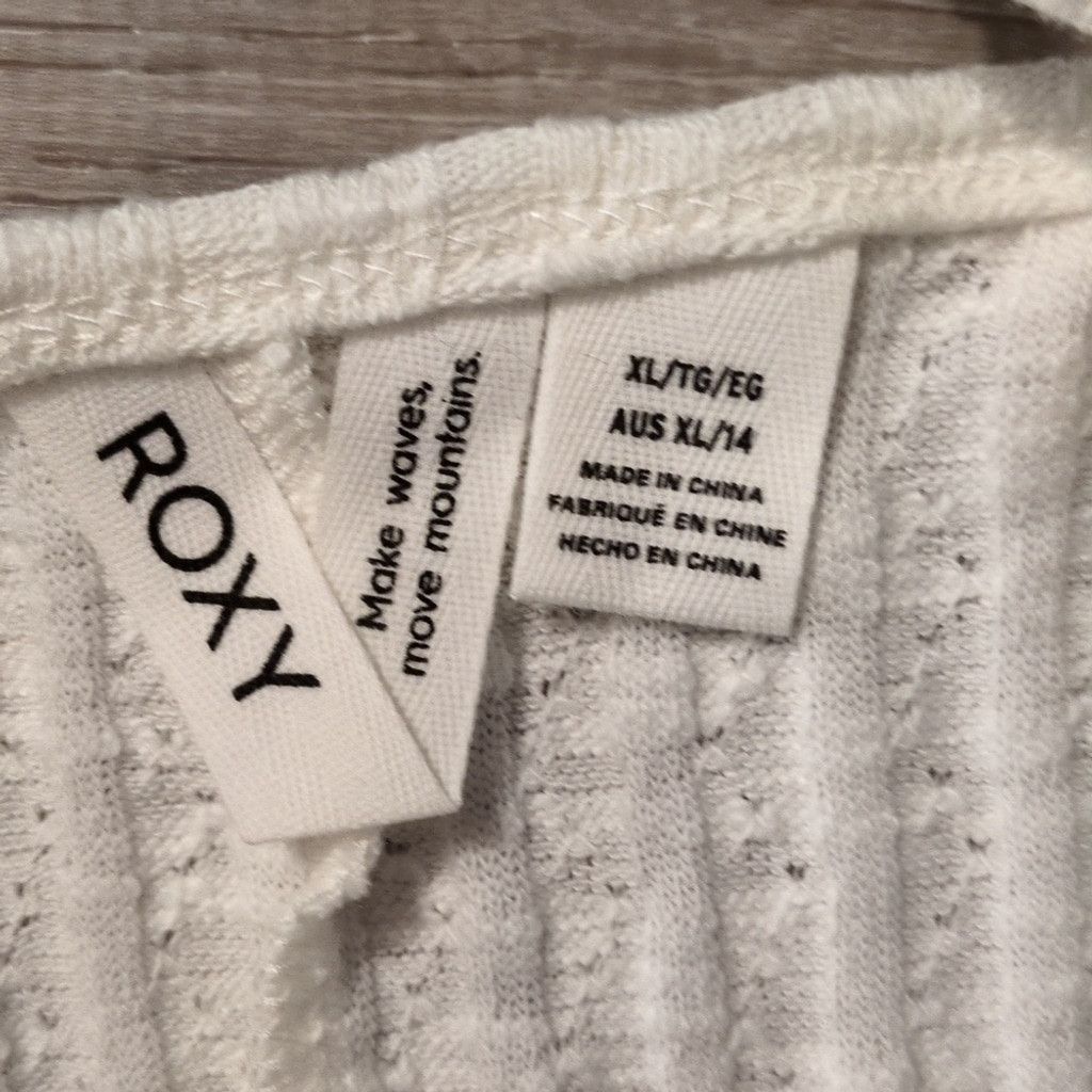 Other Roxy Egret Romper Size XL Size 35" - 5 Thumbnail