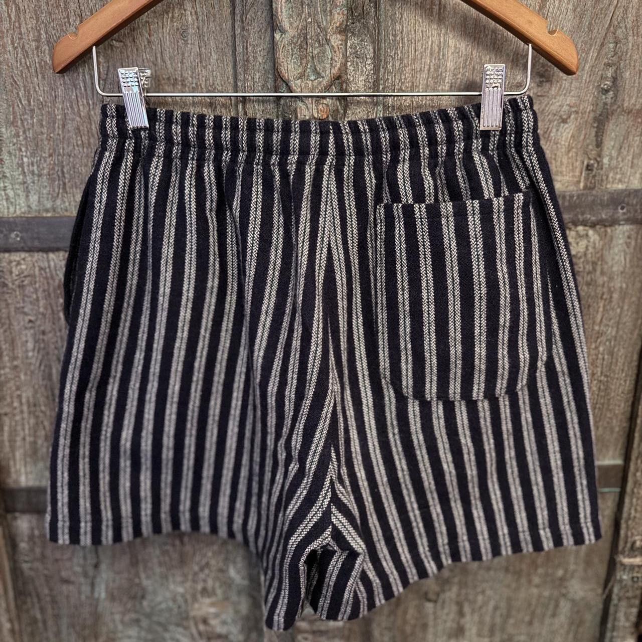 Bode Vally Stripe Shorts in Navy, Green, Gray Size US 32 / EU 48 - 2 Thumbnail
