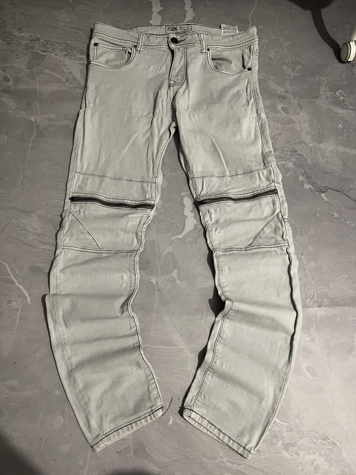 Japanese Brand Archive White Slim Zip Fit / Japanese Streetwear Vibe Size US 33 - 4 Thumbnail