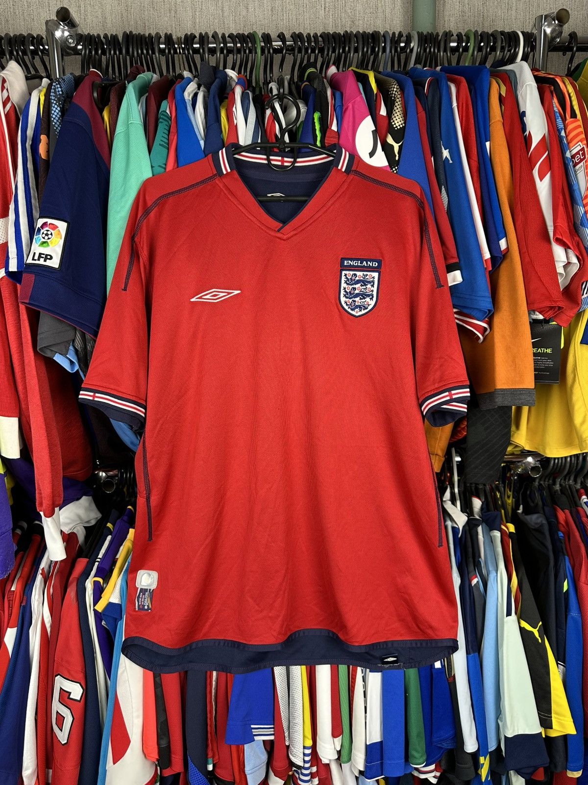 Umbro Umbro England 2002-2004 Away Shirt Football Soccer Jersey Size US XL / EU 56 / 4 - 4 Thumbnail