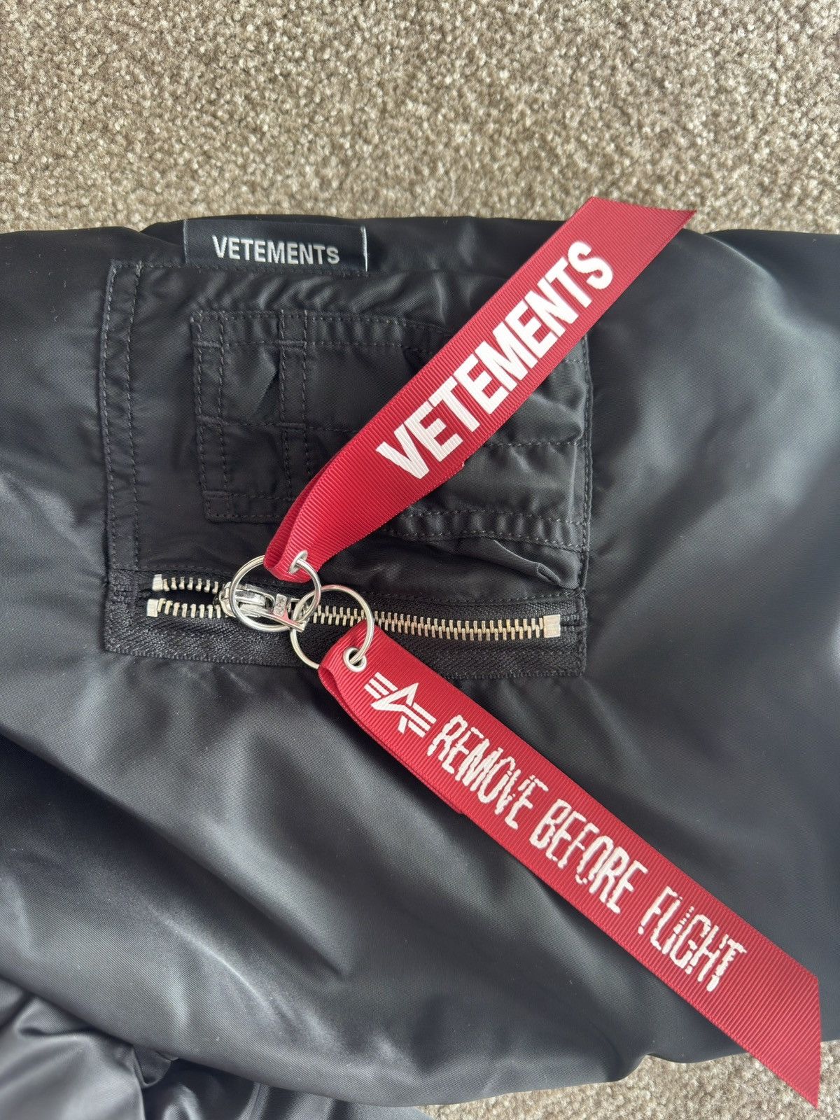 Alpha Industries × Vetements VETEMENTS X ALPHA INDUSTRIES ‘RACING’ PATCHED BOMBER Size US S / EU 44-46 / 1 - 9 Thumbnail