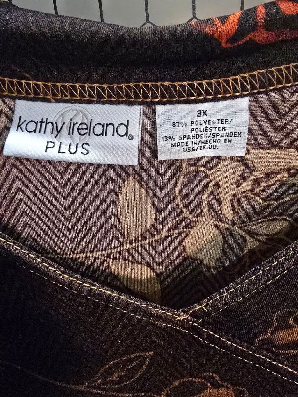Other Women's Kathy Ireland Black Floral Tunic Top 3X Size 3XL / US 20-22 - 6 Thumbnail