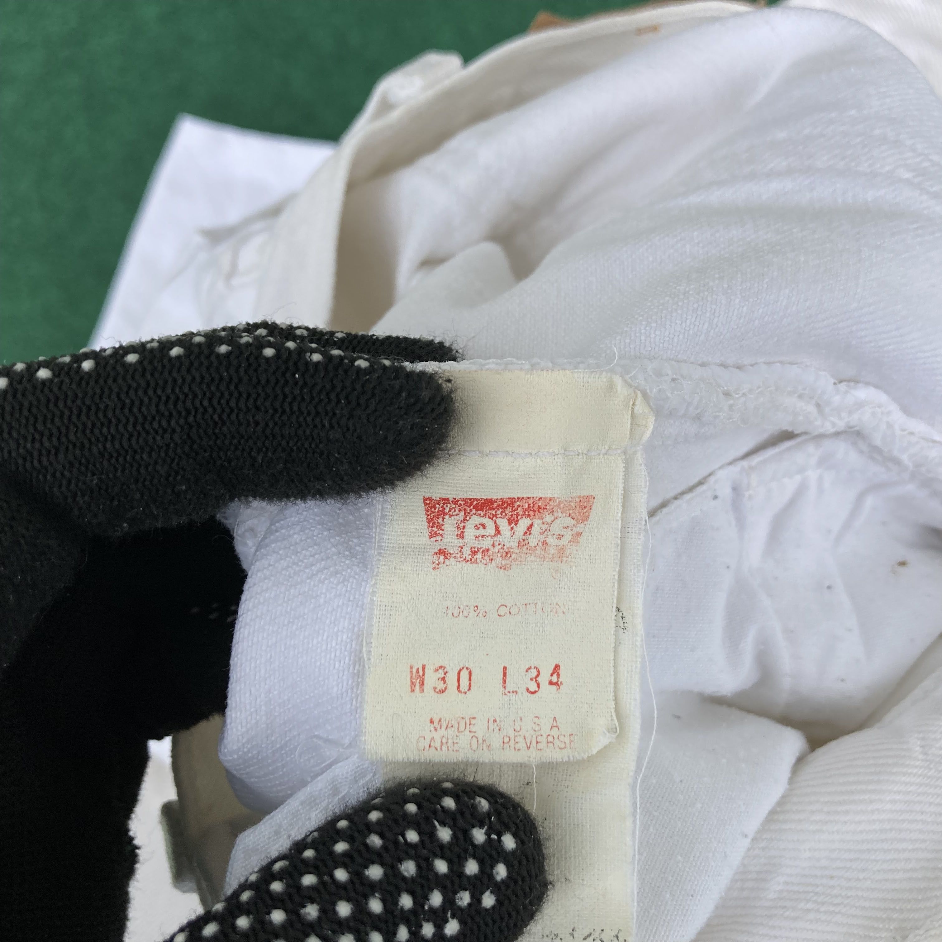 Levi's × Vintage Vtg Levis 501 Distressed Ripped Sz 29 White Grunge Jeans Size US 29 - 5 Thumbnail