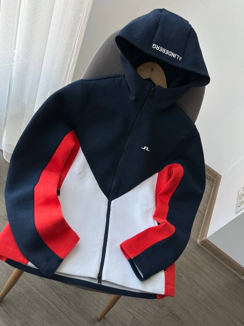 J.Lindeberg × Vintage Vintage J.Lindeberg Full Zip Crystal Hoodie Size M / US 6-8 / IT 42-44 - 6 Thumbnail