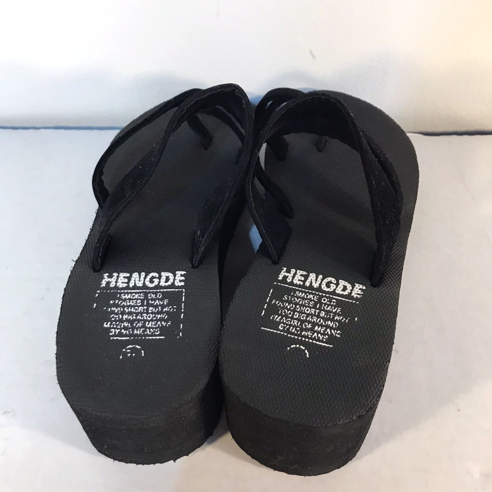 Vintage Hengde Women’s Wedge Slide Sandals Toe Strap Black Velveteen 2.5in Wedge 1.5in Size 7.5 Summer Casual Size US 7.5 / IT 37.5 - 2 Thumbnail