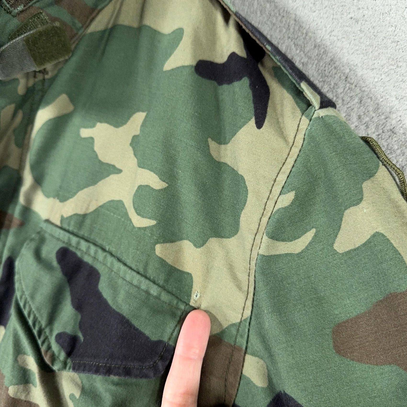 Vintage VINTAGE US Army M-65 Field Jacket Mens Medium Regular Woodland Camouflage Hooded M65 Size US M / EU 48-50 / 2 - 6 Thumbnail