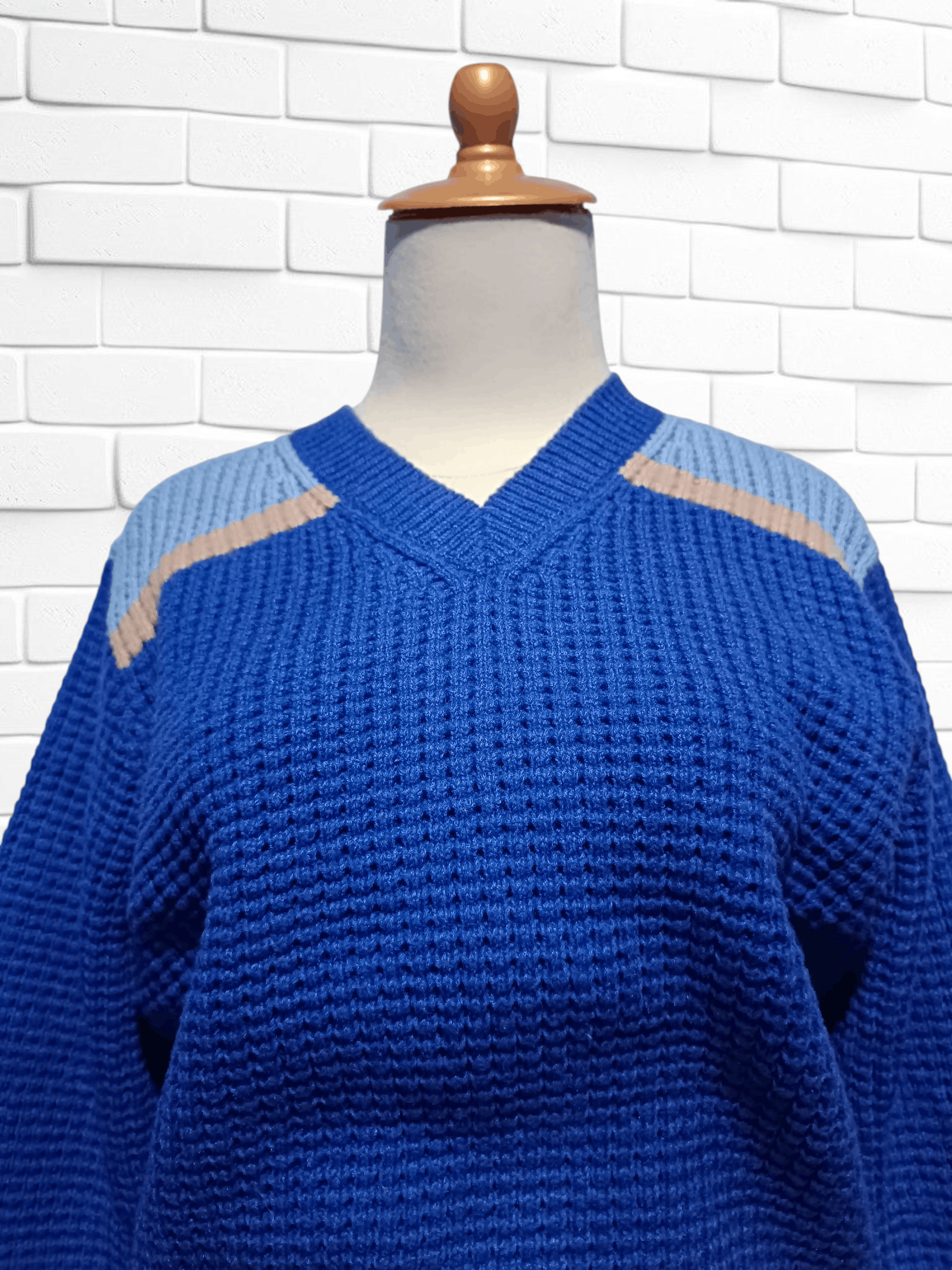 Marni × Uniqlo Uniqlo X Marni Knit V-Neck Long Sleeve Sweater Size L / US 10 / IT 46 - 2 Thumbnail