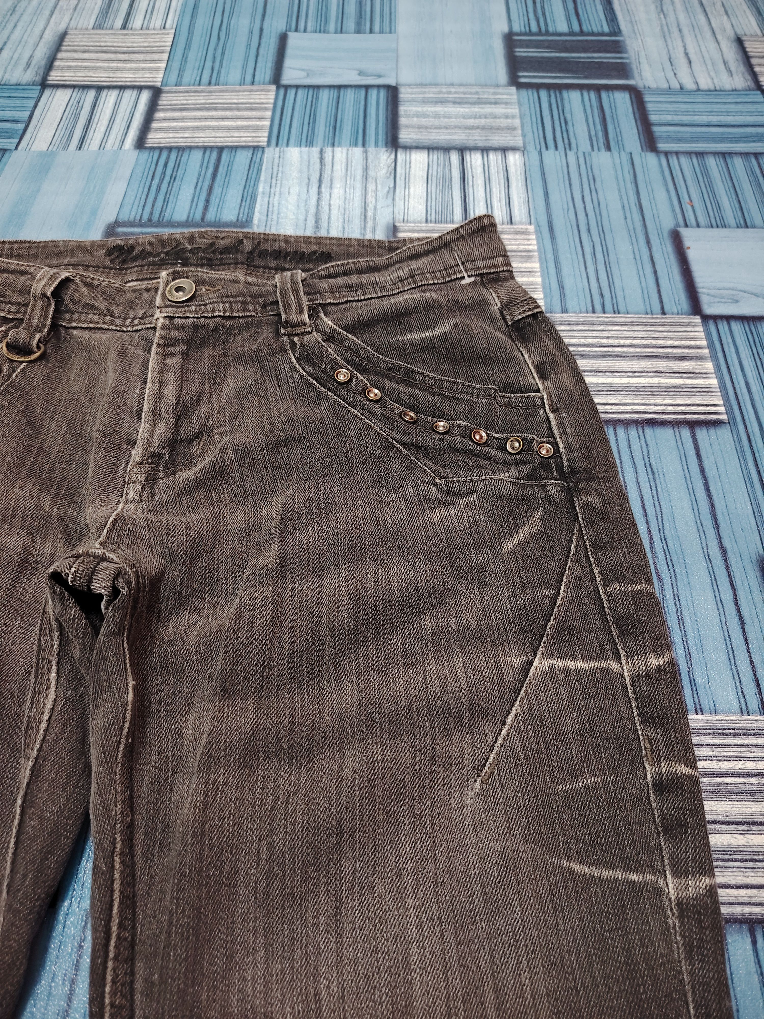 Le Grande Bleu (L.G.B.) Japanese Nicole Club Washed Black Distressed Flared Jeans Size US 29 - 8 Thumbnail