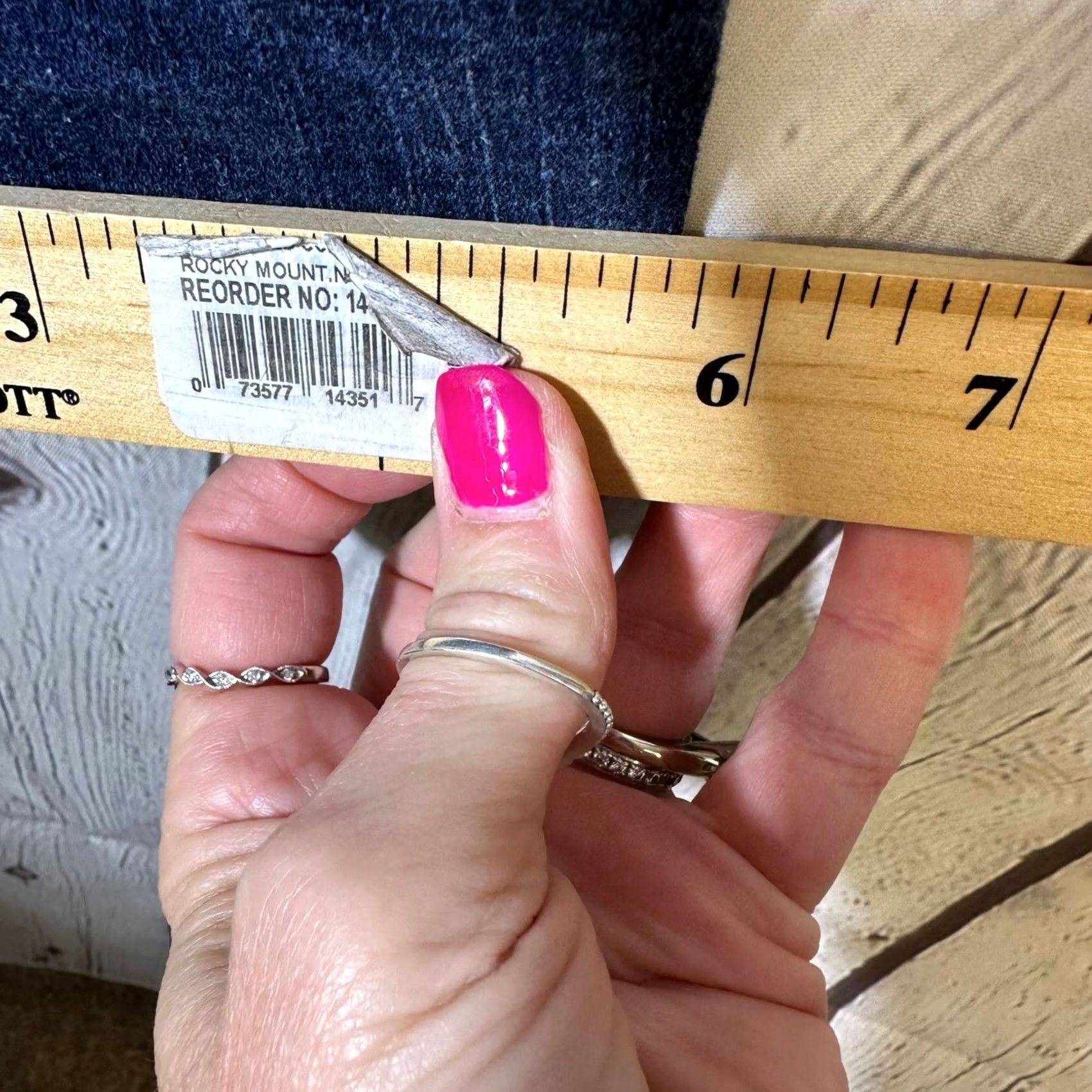 True Religion VINTAGE? False. Actually: True Religion Julie Skinny Jeans Dark Wash Low Rise Flap Pocket Womens Size 29 Size 29" - 4 Thumbnail