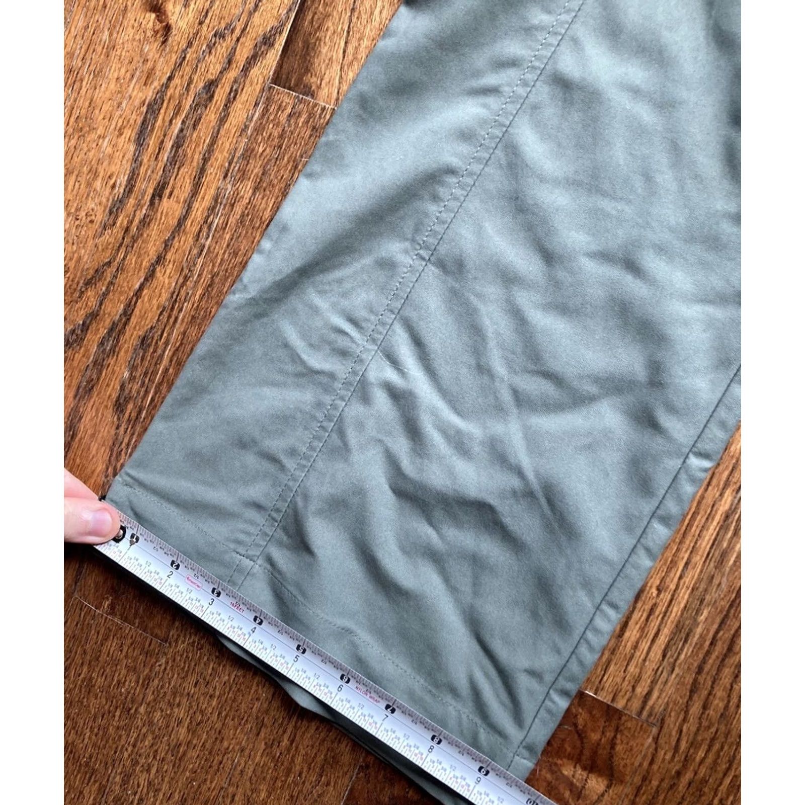 Patagonia Patagonia Pants Women’s Size 4 Olive Green Hiking Travel NWT Mystery MSRP 0 Size 27" / US 4 / IT 40 - 3 Thumbnail