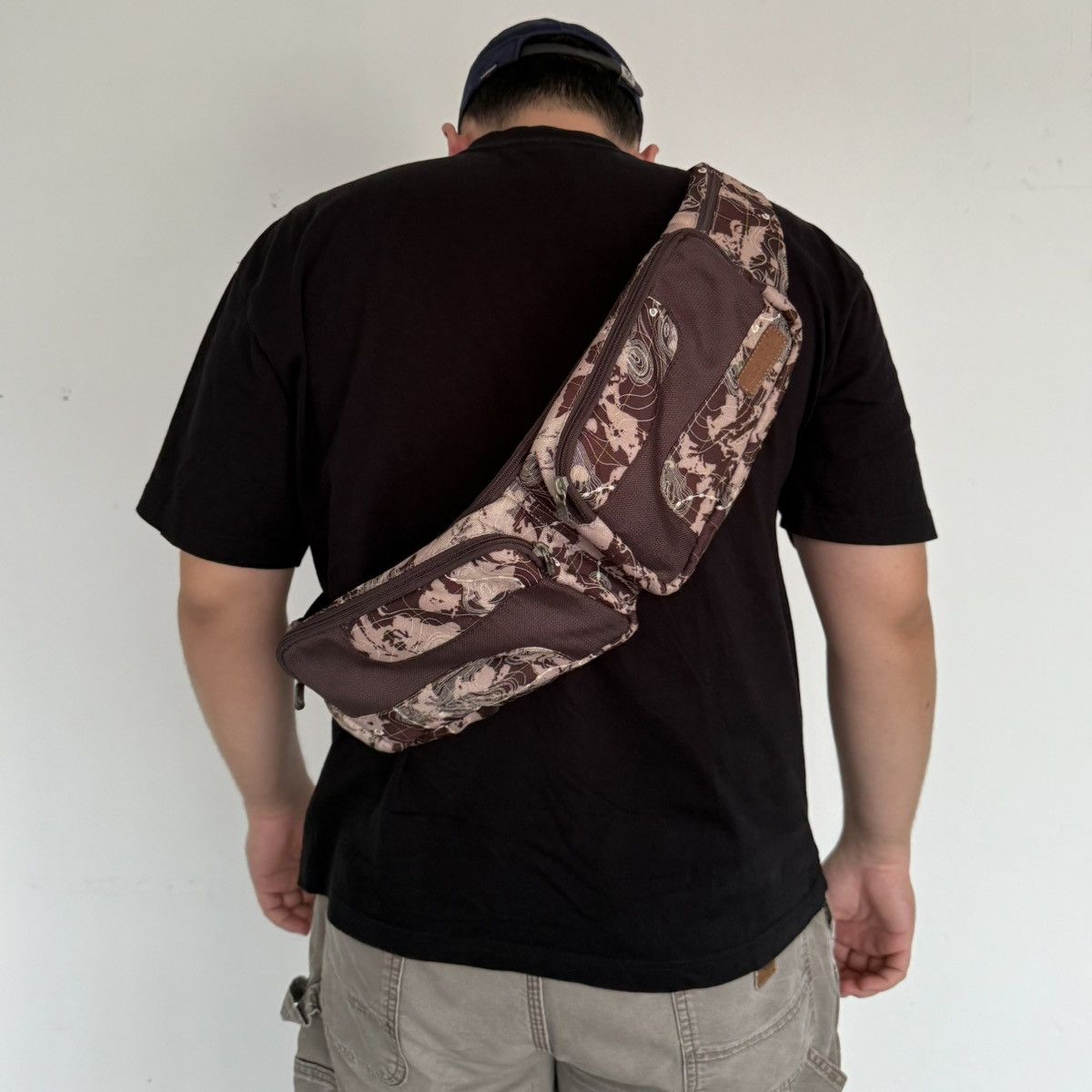 Gravis Gravis Vintage Y2K Radar Camo Crossbody Size ONE SIZE - 1 Thumbnail
