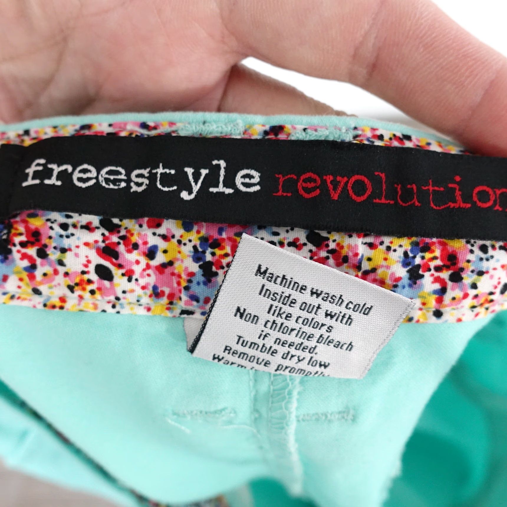 Vintage Vintage Freestyle Revolution Women's Teal Plaid Flat Front Chino Shorts Size 3 Casual Summer Size 26" / US 2 / IT 38 - 6 Thumbnail