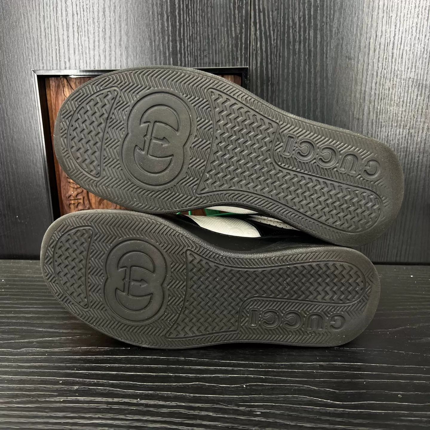 Gucci Gucci Black/White Cookie Sneakers 37.5 (New, Box) Size US 7 / IT 37 - 6 Thumbnail