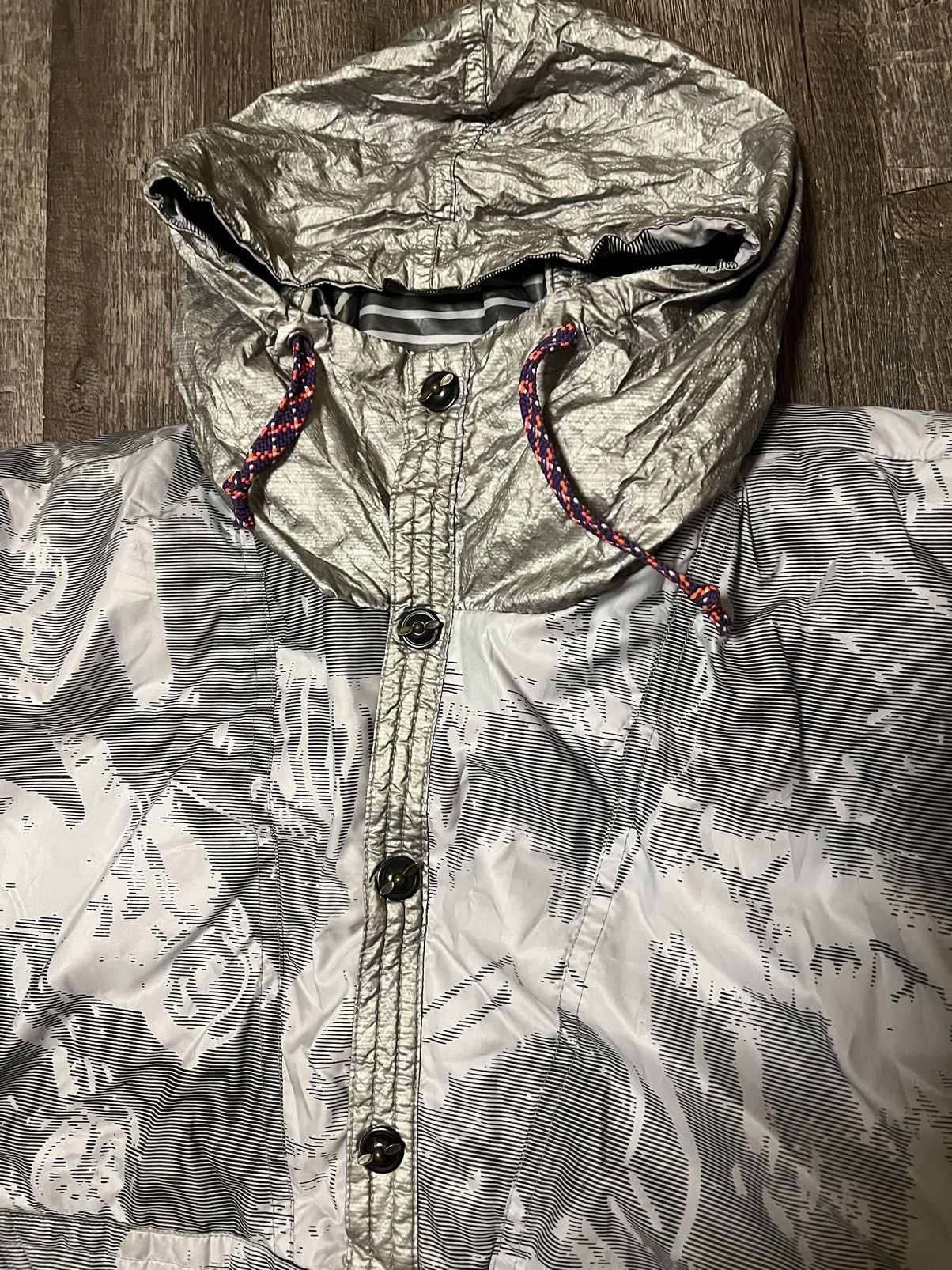 Vintage Vintage Luhta Made in Finland Astronaut Snow Puffer Jacket Size US XL / EU 56 / 4 - 4 Thumbnail