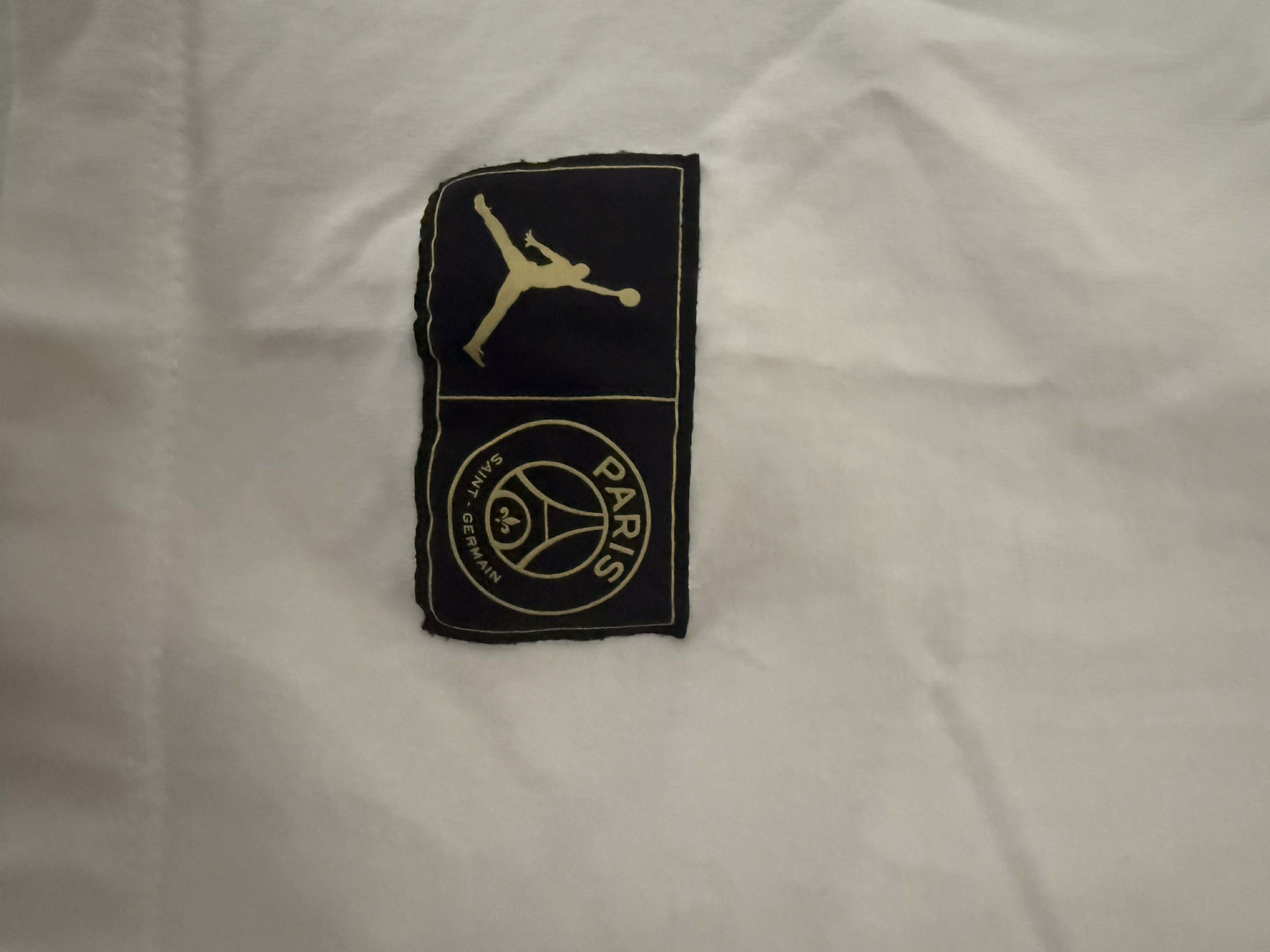 Jordan Brand PSG x Jordan White Long Sleeve Size US S / EU 44-46 / 1 - 4 Thumbnail