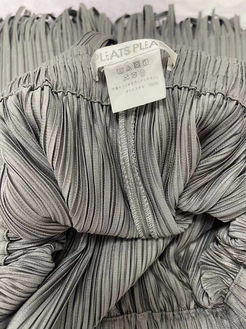 Issey Miyake issey miyake size:3 Silver-grey trousers 2506-Nextarrow Size 42" / US 20 - 6 Thumbnail