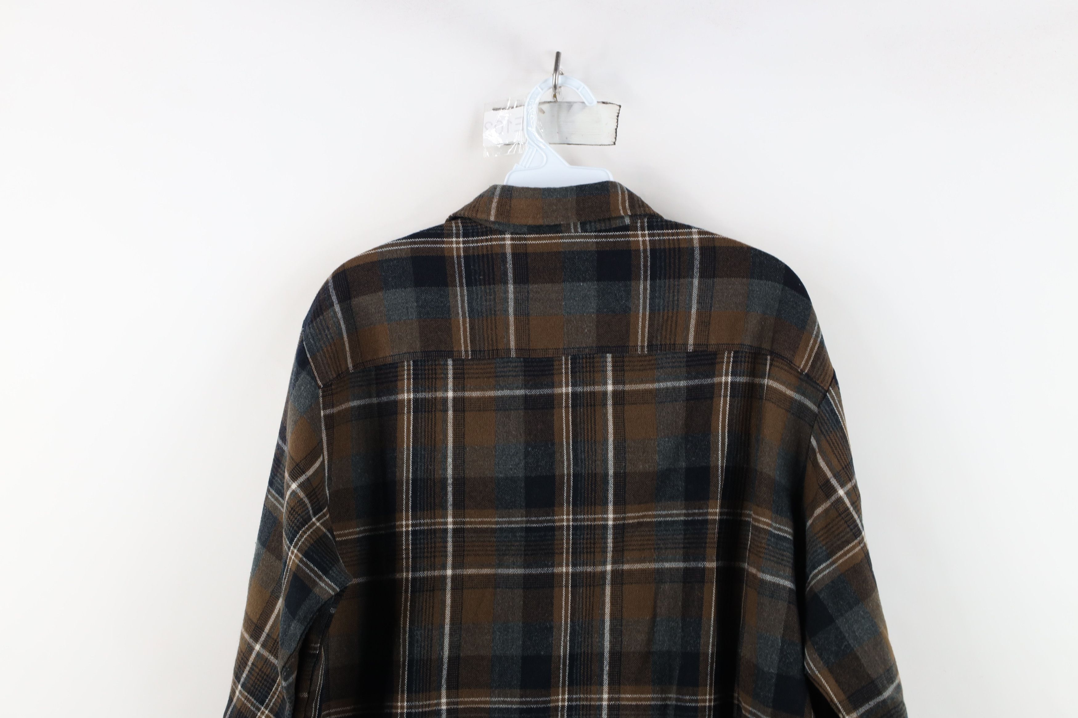 Vintage Vintage 90s Streetwear Pocket Collared Button Shirt Plaid Size US L / EU 52-54 / 3 - 10 Thumbnail