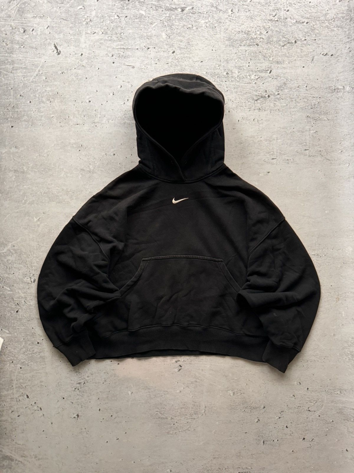 Nike Streetwear Vintage NIKE VINTAGE CENTER LOGO OVERSIZE BOXY HOODIE Grailed