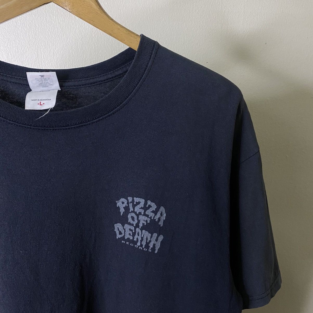 Vintage Vintage 2000s Pizza Of Death Records Faded Black Tee Size US L / EU 52-54 / 3 - 7 Thumbnail