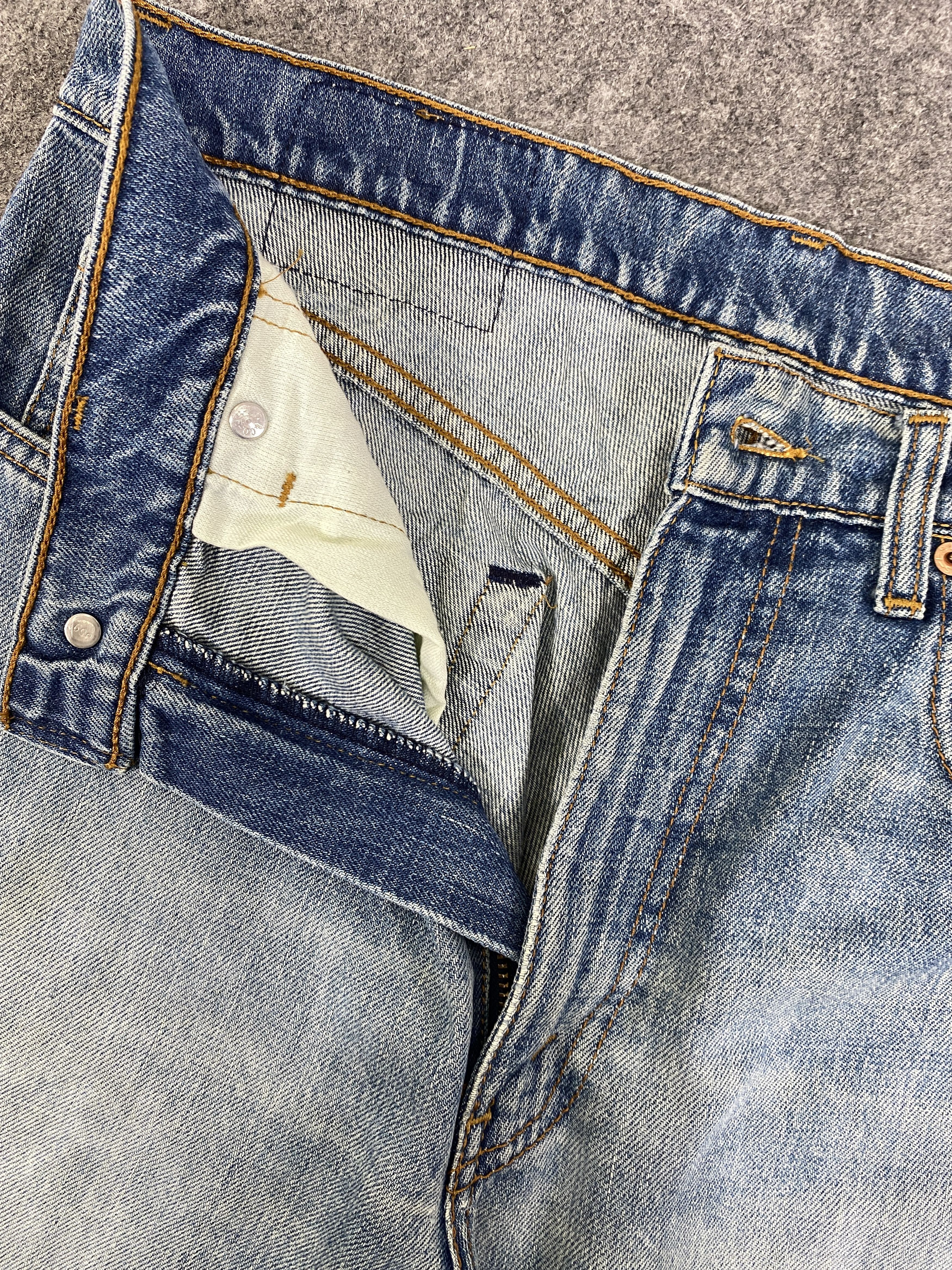 Levi's Faded Blue Vintage Levi's Denim Jeans 31x33.5 - JN3321 Size US 31 - 6 Thumbnail