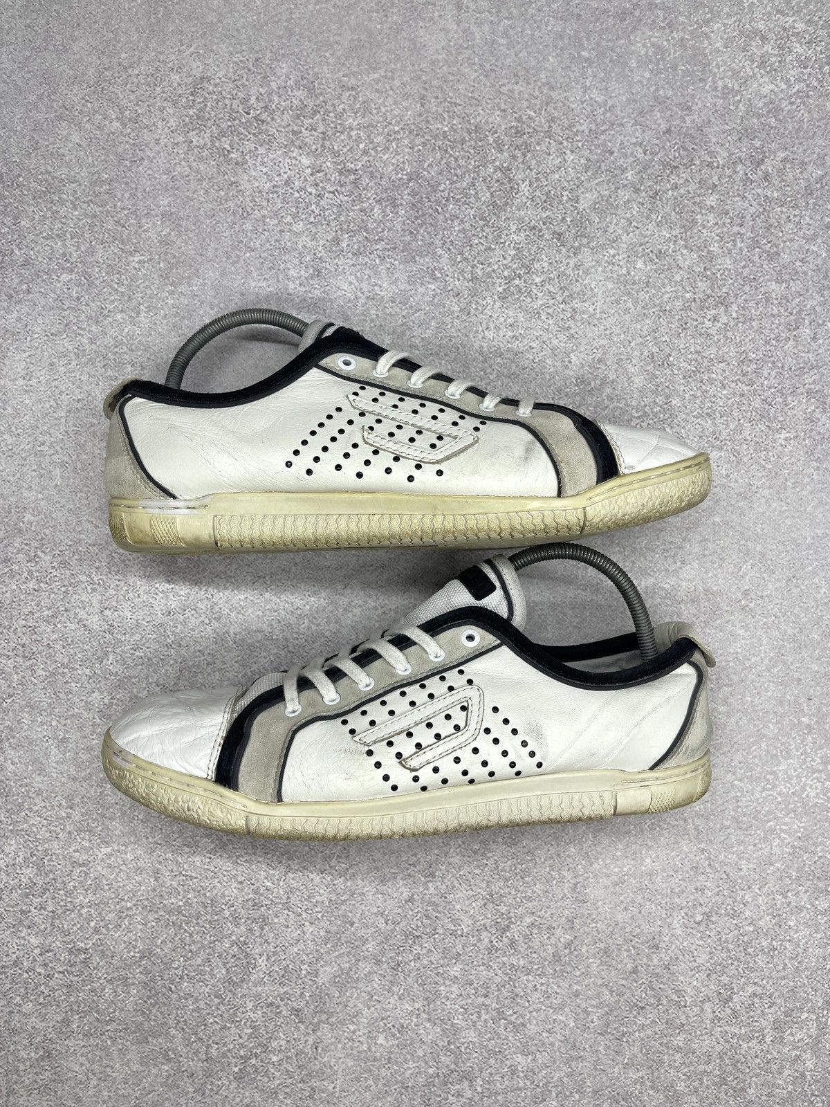 Diesel Mens Diesel Leather Low Sneakers Shoes White Size US 10.5 / EU 43-44 - 2 Thumbnail