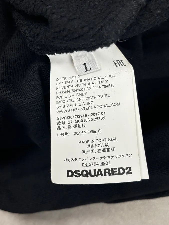 Dsquared2 SS2017 Dsquared2 Black Newspapers Logo Hoodie Size US L / EU 52-54 / 3 - 9 Thumbnail