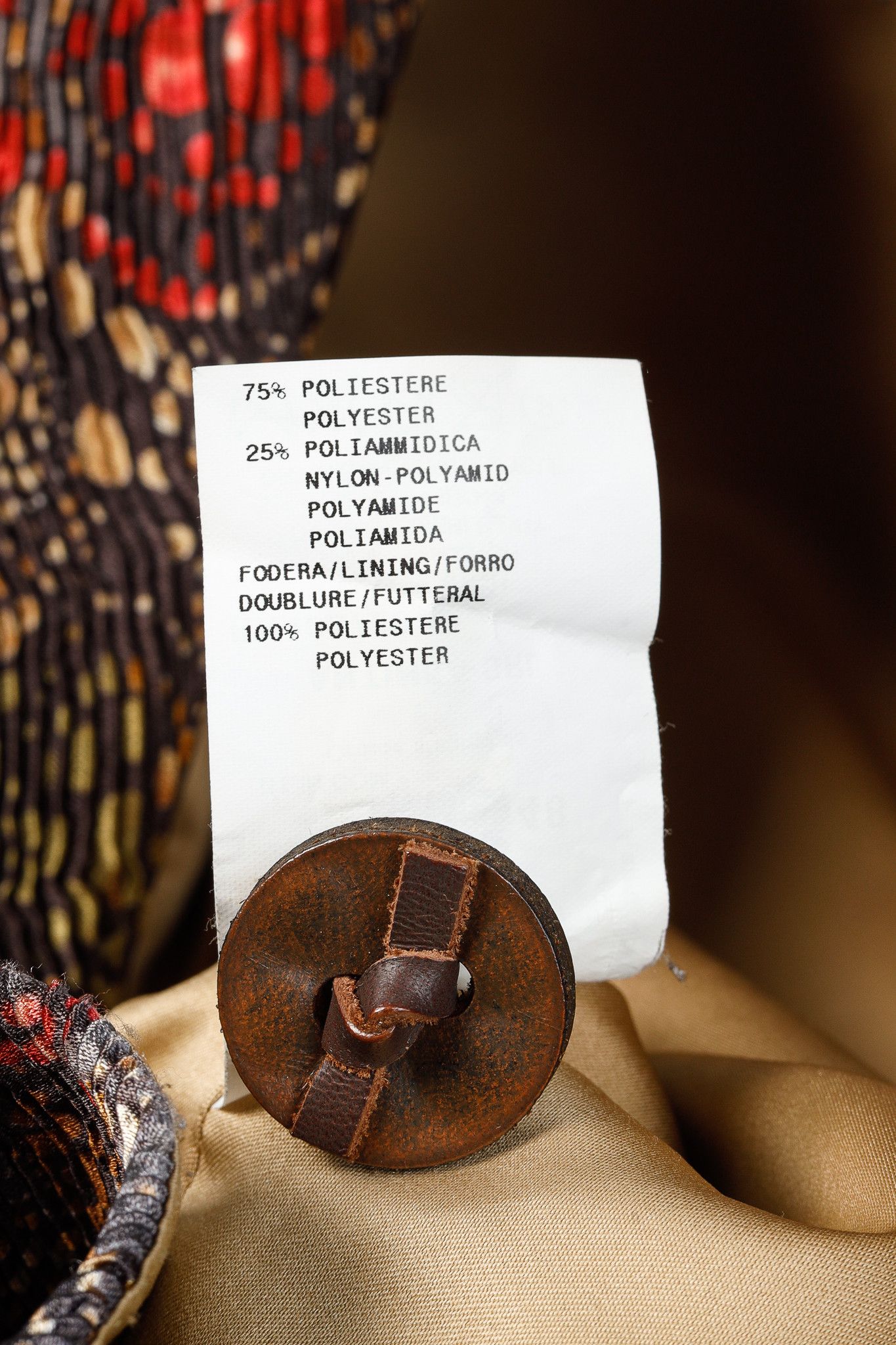 Armani Collezioni Armani Collezioni Vintage F/W 2005 Floral, Pleated Blazer Size L / US 10 / IT 46 - 10 Thumbnail