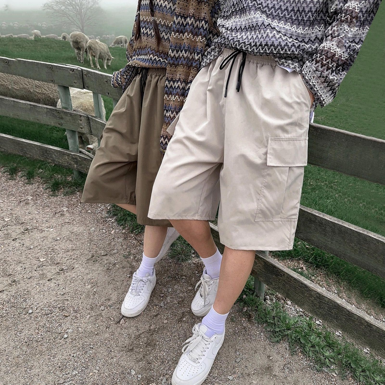 Other White Cargo Shorts Size US 30 / EU 46 - 2 Thumbnail