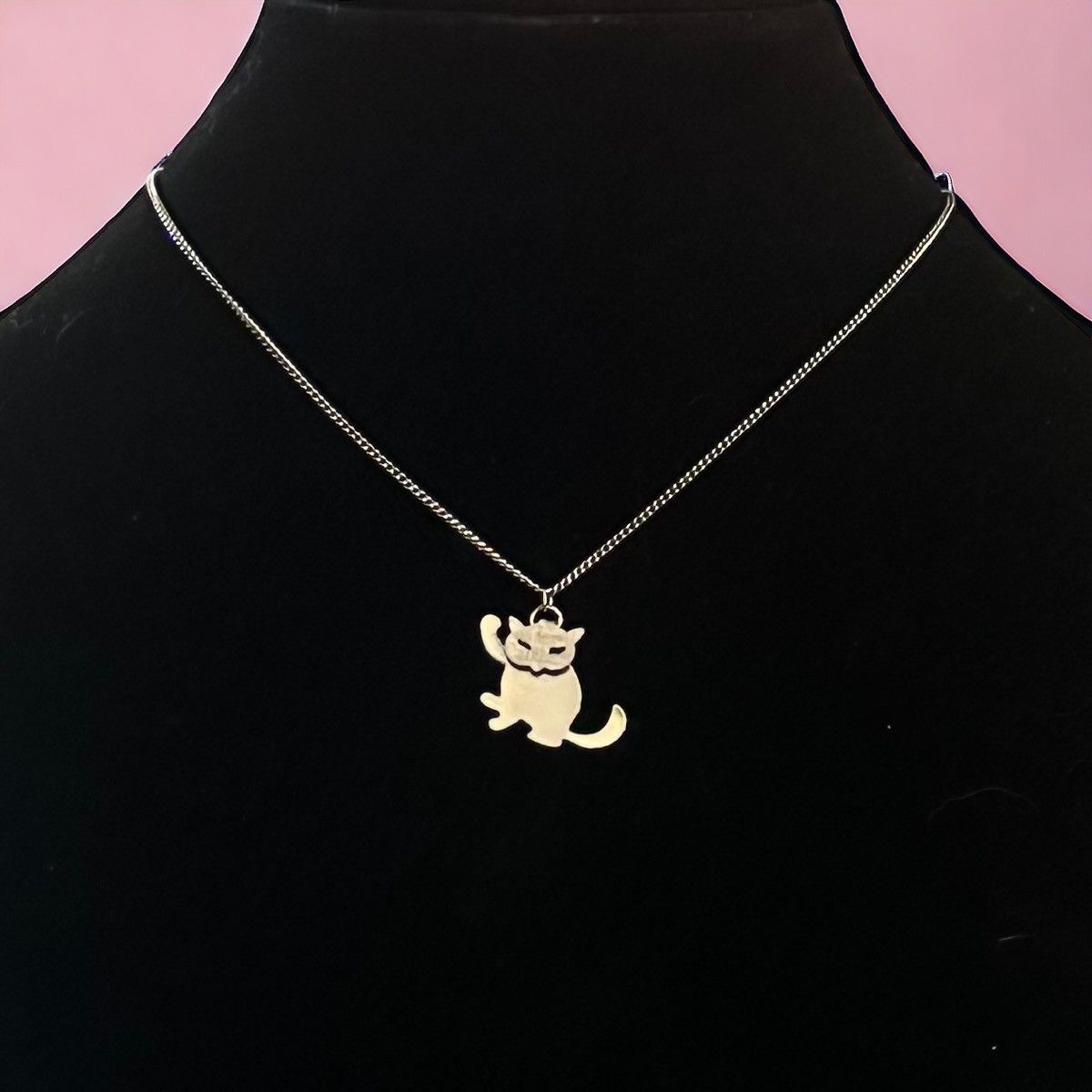 Vintage Vintage silver tone cat pendant necklace Size ONE SIZE - 1 Thumbnail