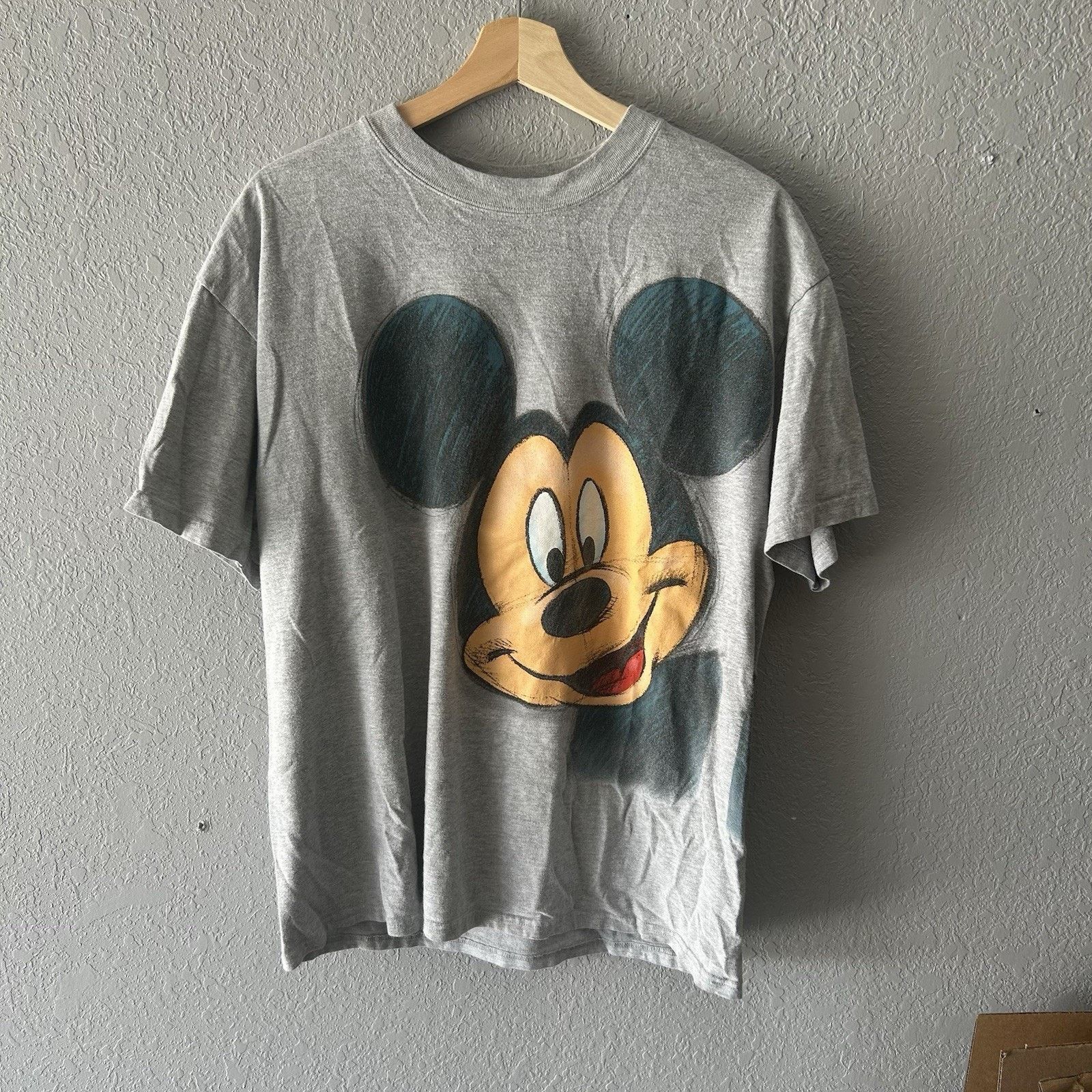 Disney 2000’s Disneyland Mickey Mouse Tshirt Men’s Large Big Head C Size US L / EU 52-54 / 3 - 1 Thumbnail